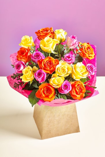 Bright Rose Fresh Flower Bouquet in Gift Bag