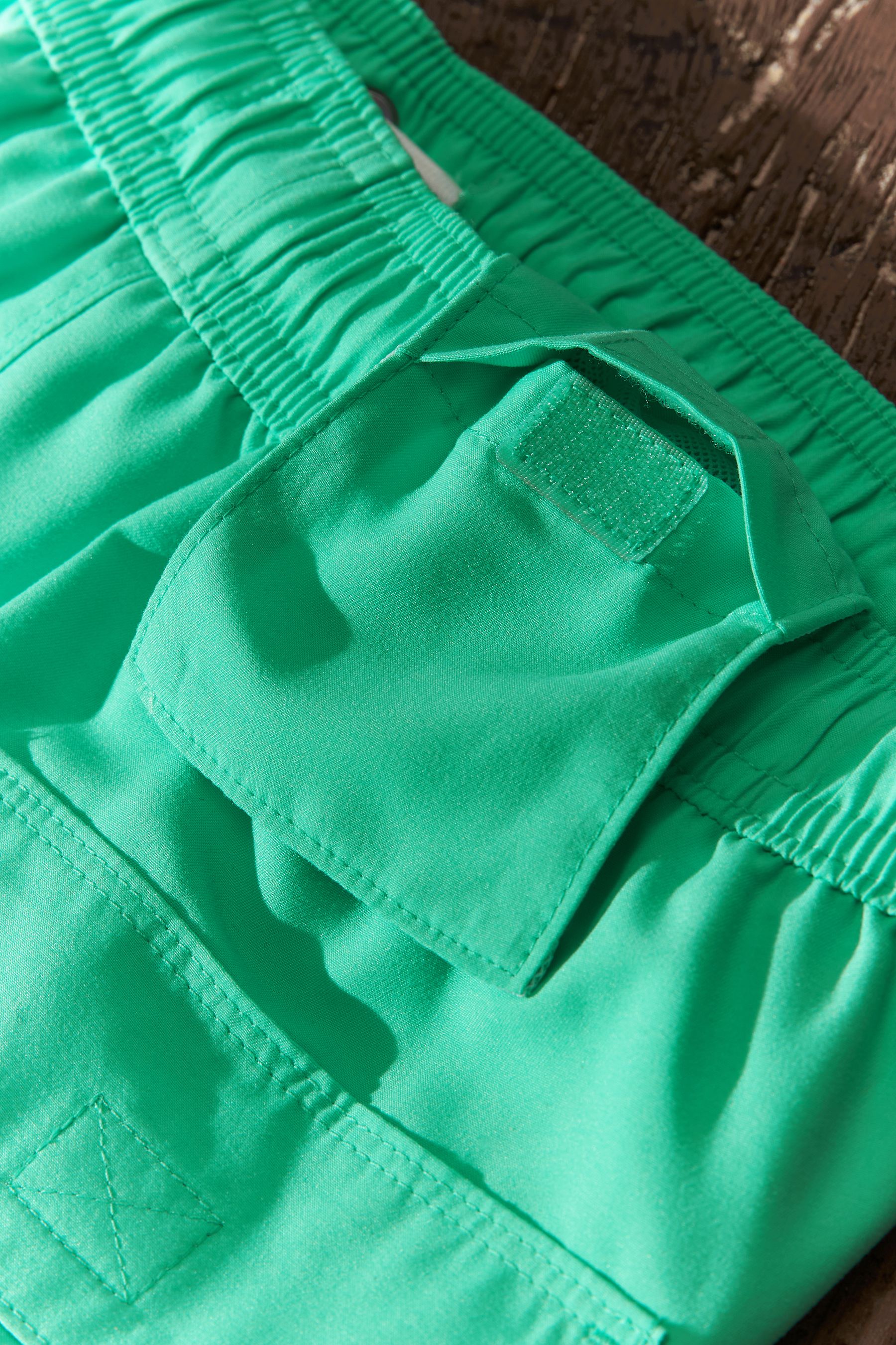 PWA / MINI SUCKER PO SHIRT GREEN | THE NEWAGE CLUB powered by BASE