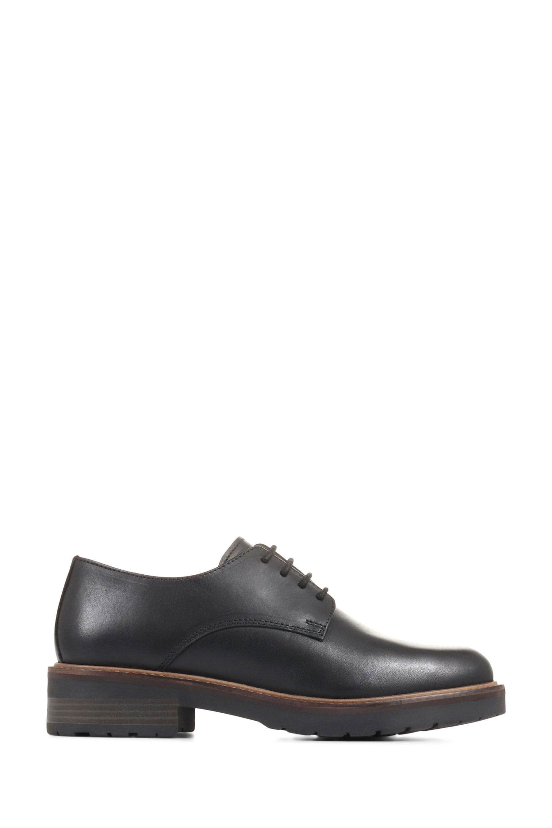 Smart lace up shoes deals