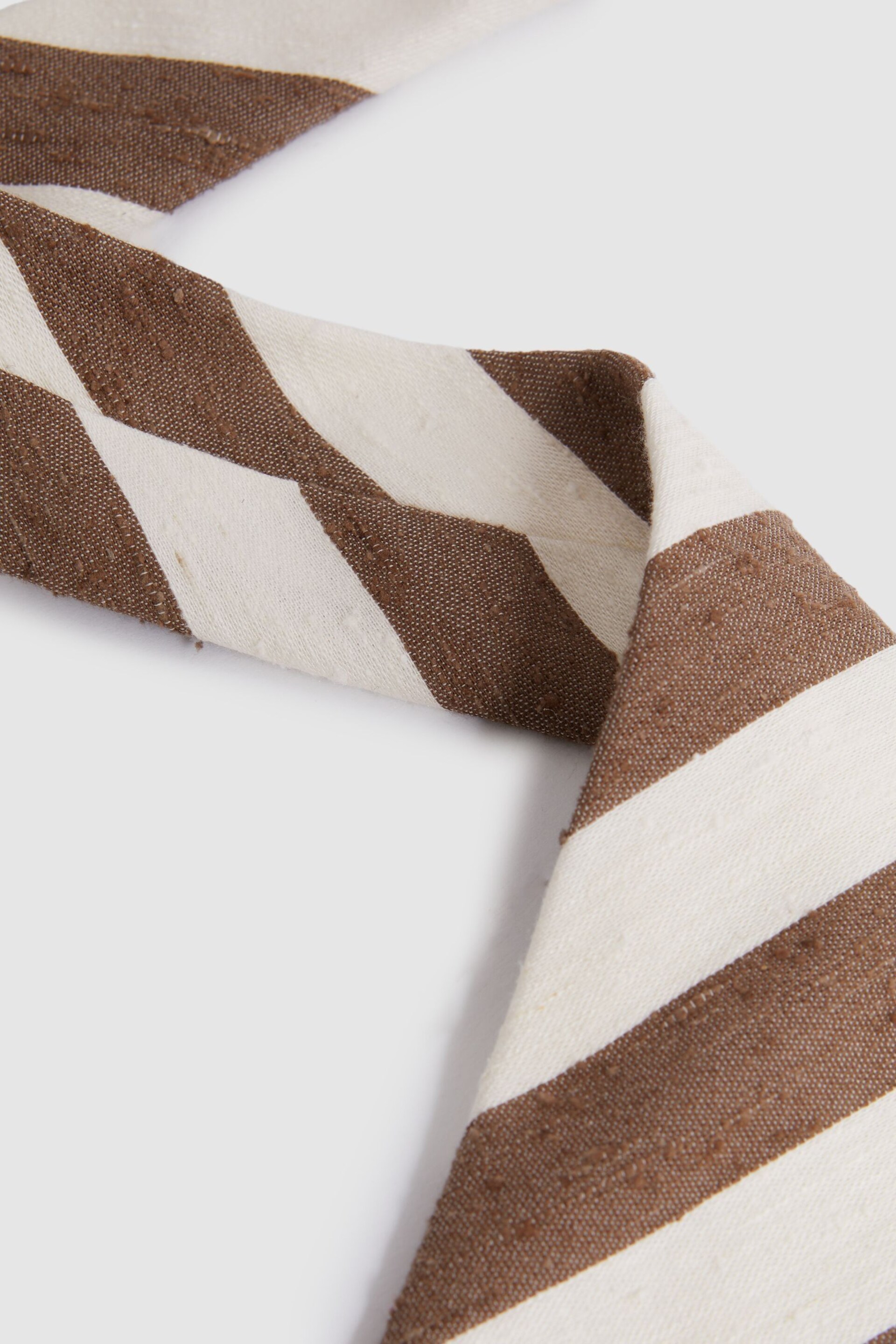 Reiss Chocolate/Ivory Sienna Textured Silk Blend Striped Tie - Image 3 of 5