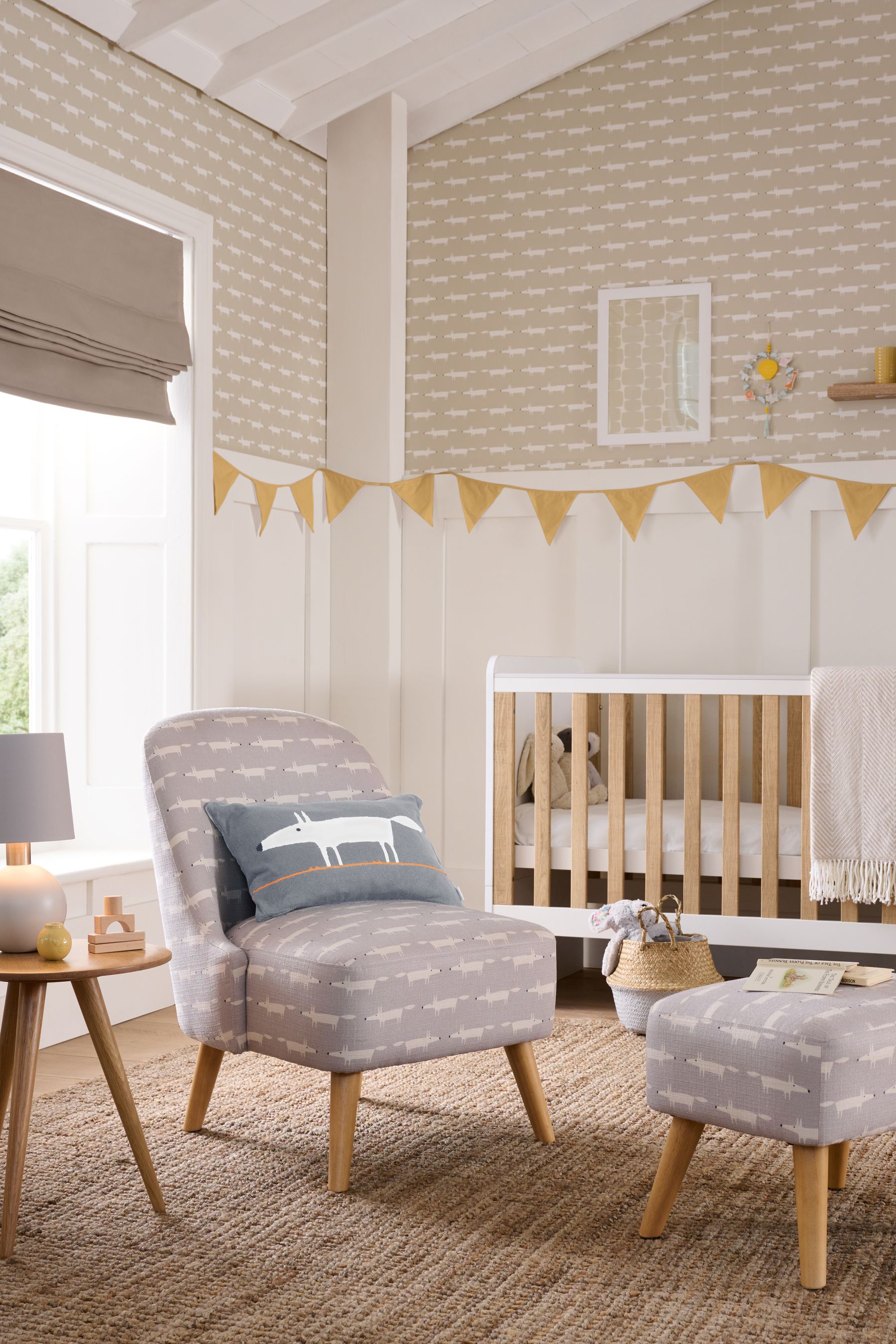 Wooden store cot size