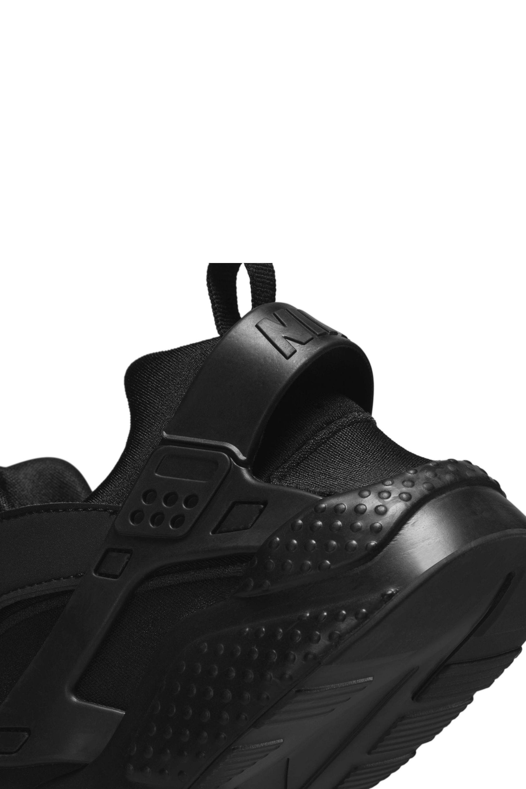 Black and white huaraches youth online