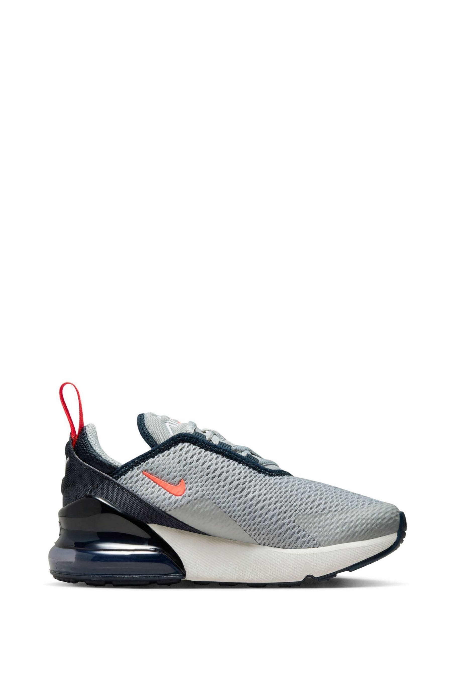 Grey nike junior trainers hot sale