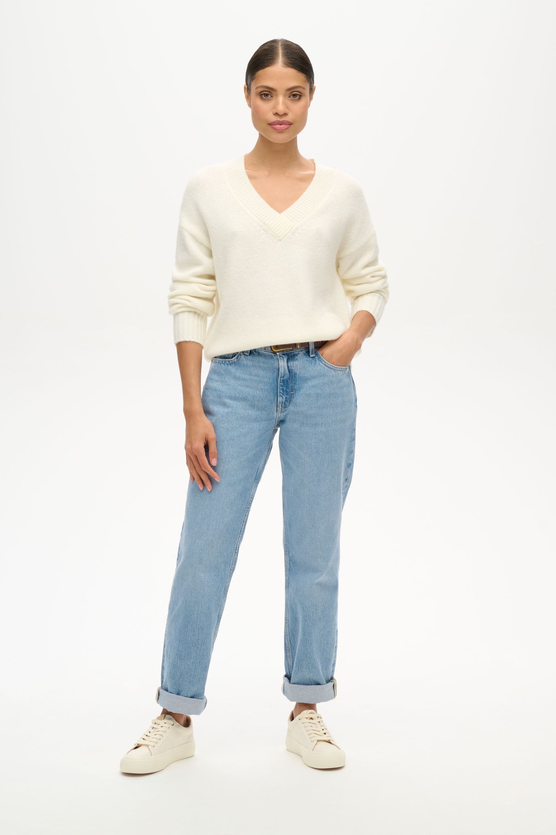 Superdry v neck jumper on sale