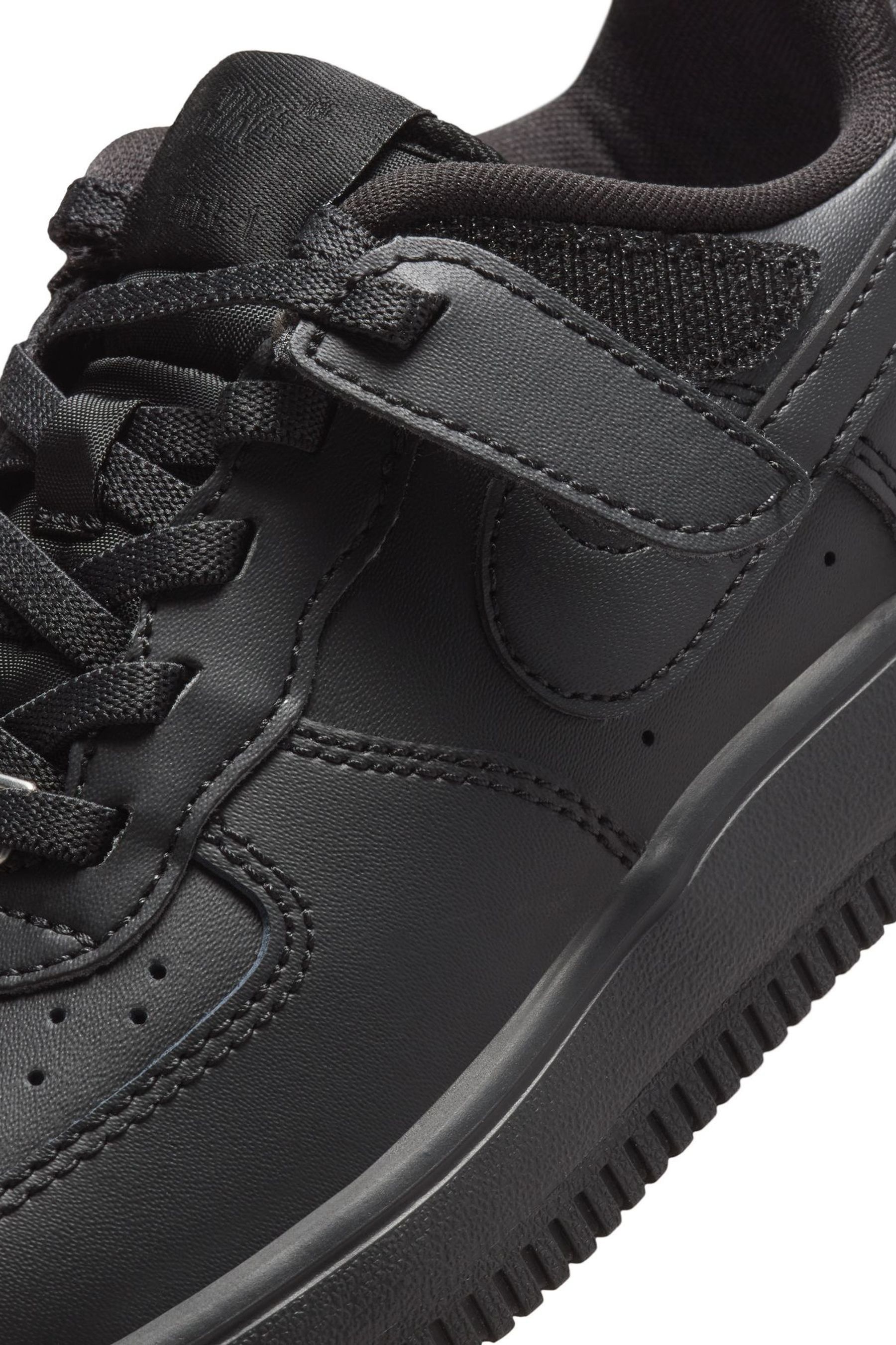 Black Nike Junior Air Force 1 Low EasyOn Trainers