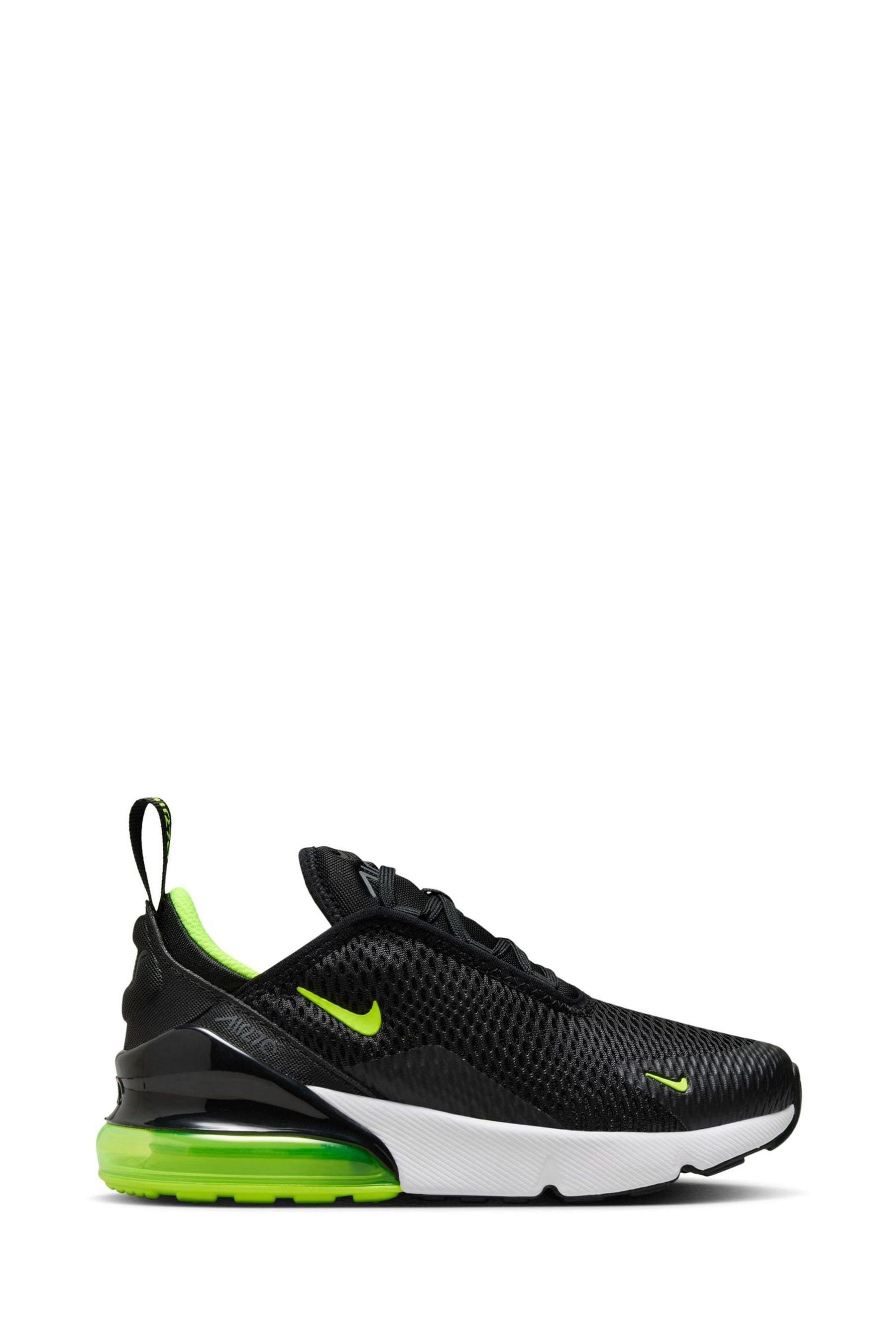 Nike trainers black junior sale