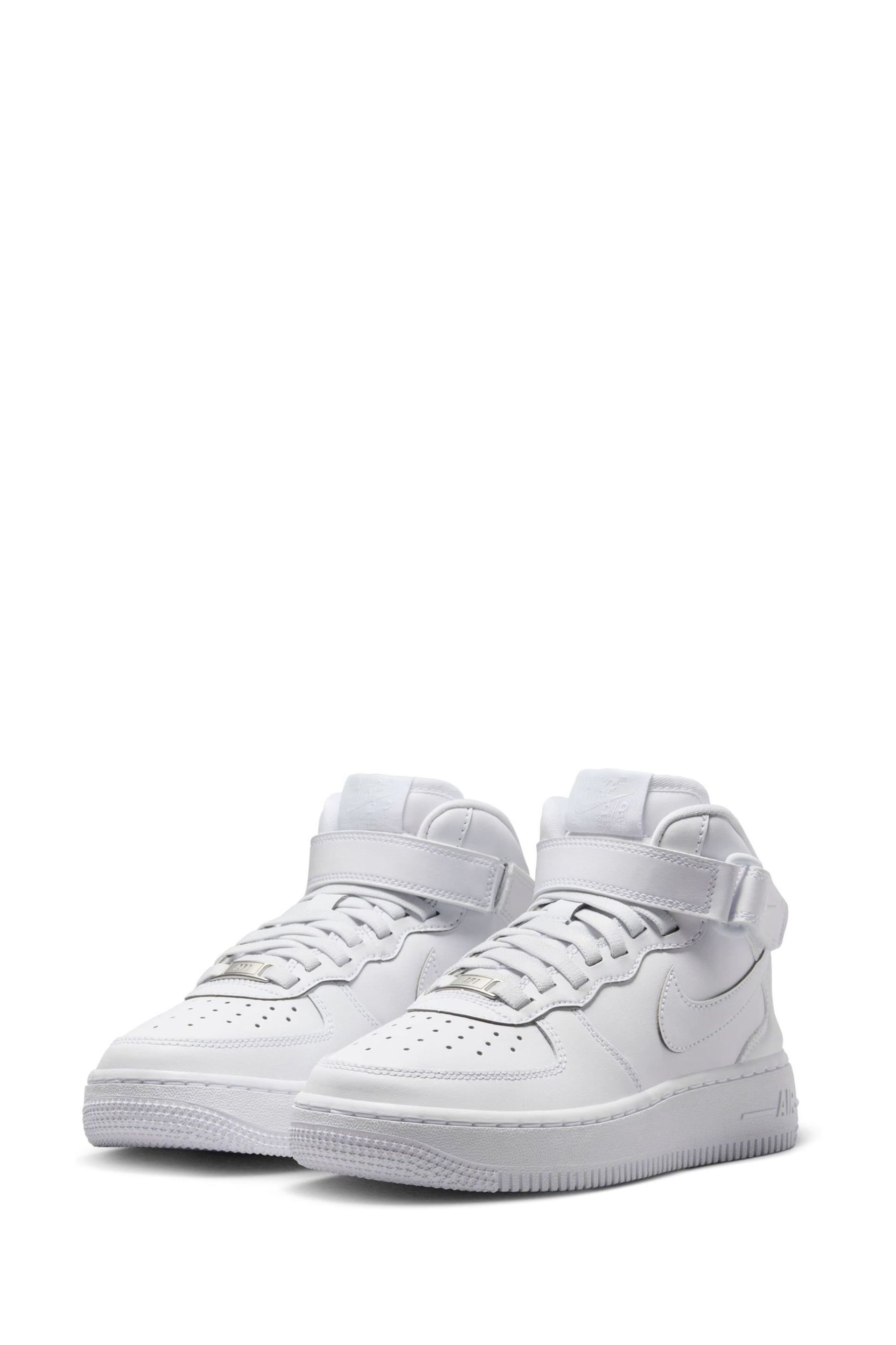 Nike White Youth Air Force 1 Mid EasyOn Trainers - Image 6 of 13