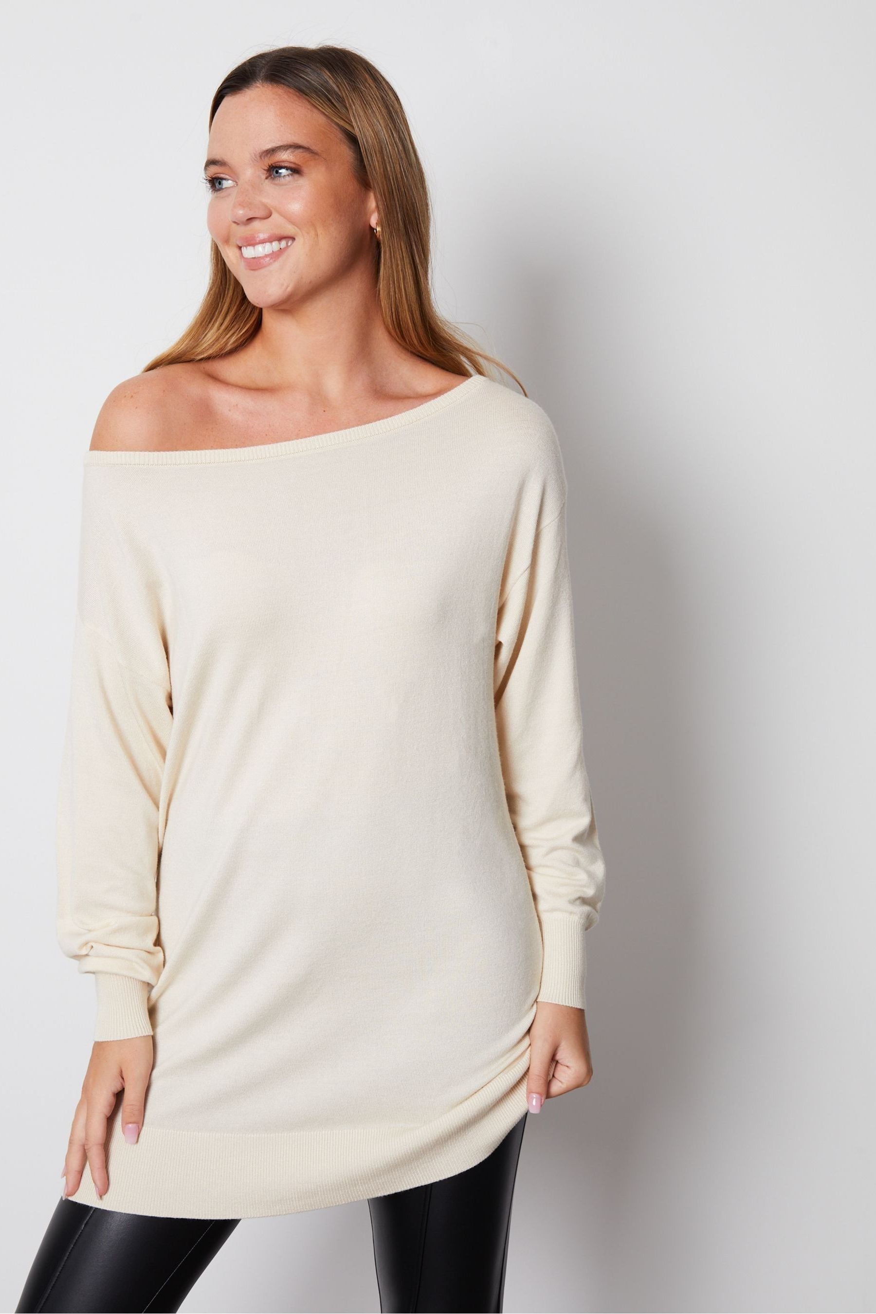 White slash shop neck jumper
