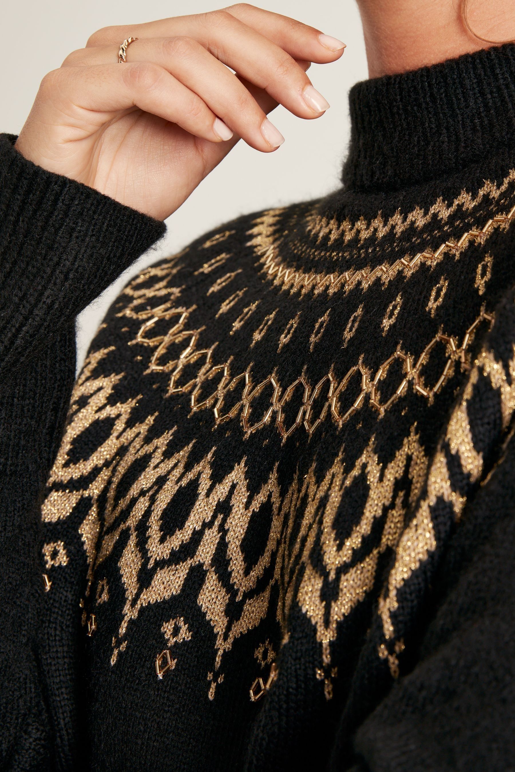 Black gold jumper sale