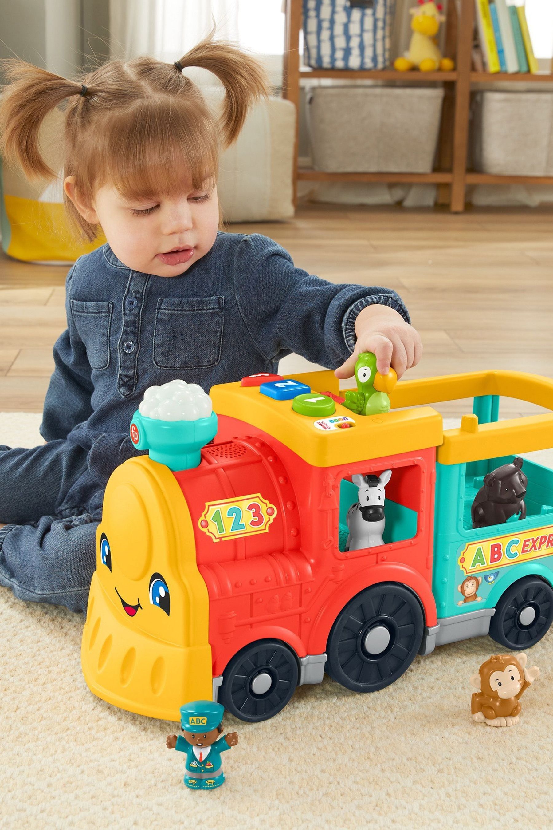Fisher price toy train with animals clearance