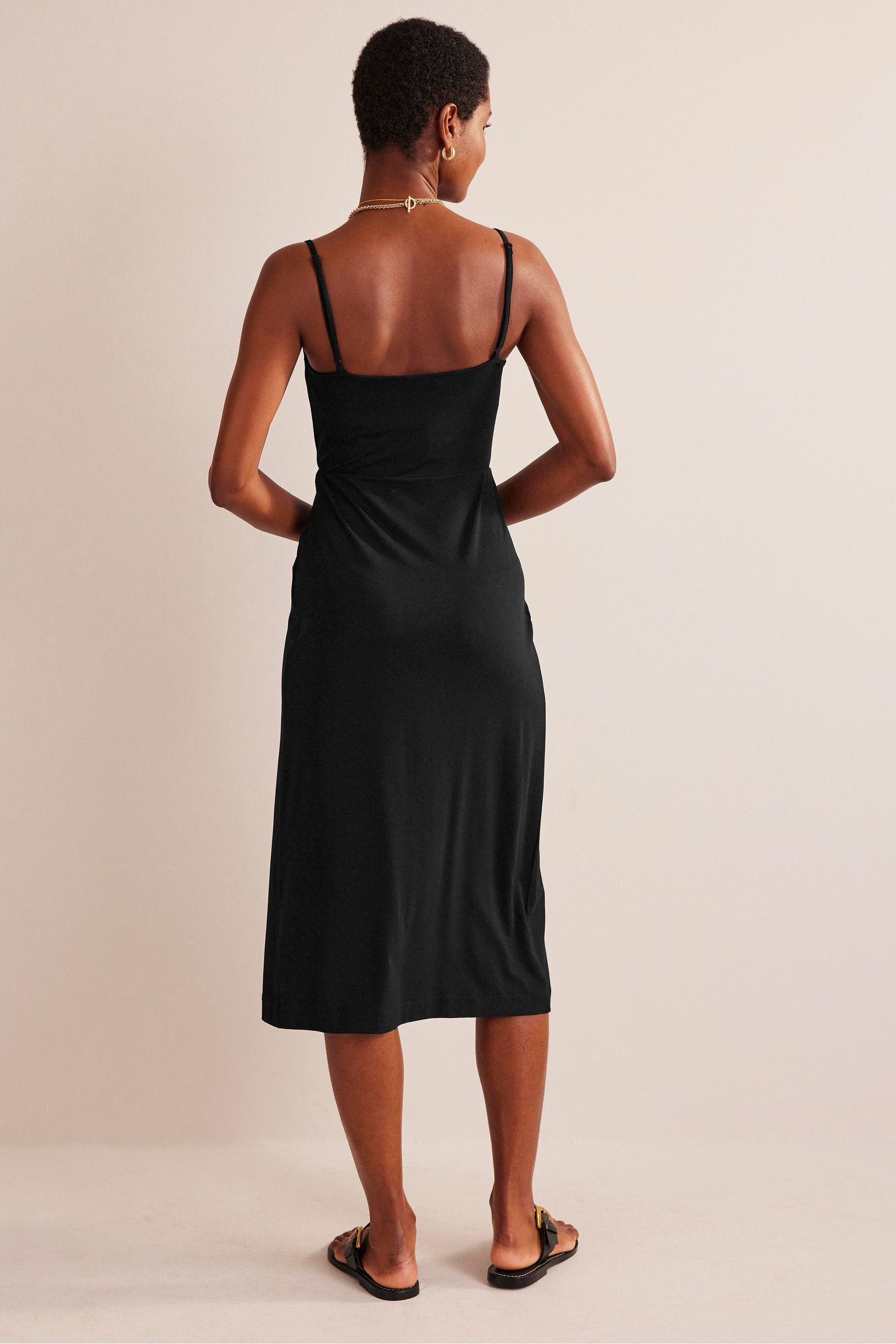 Sarong dress define on sale