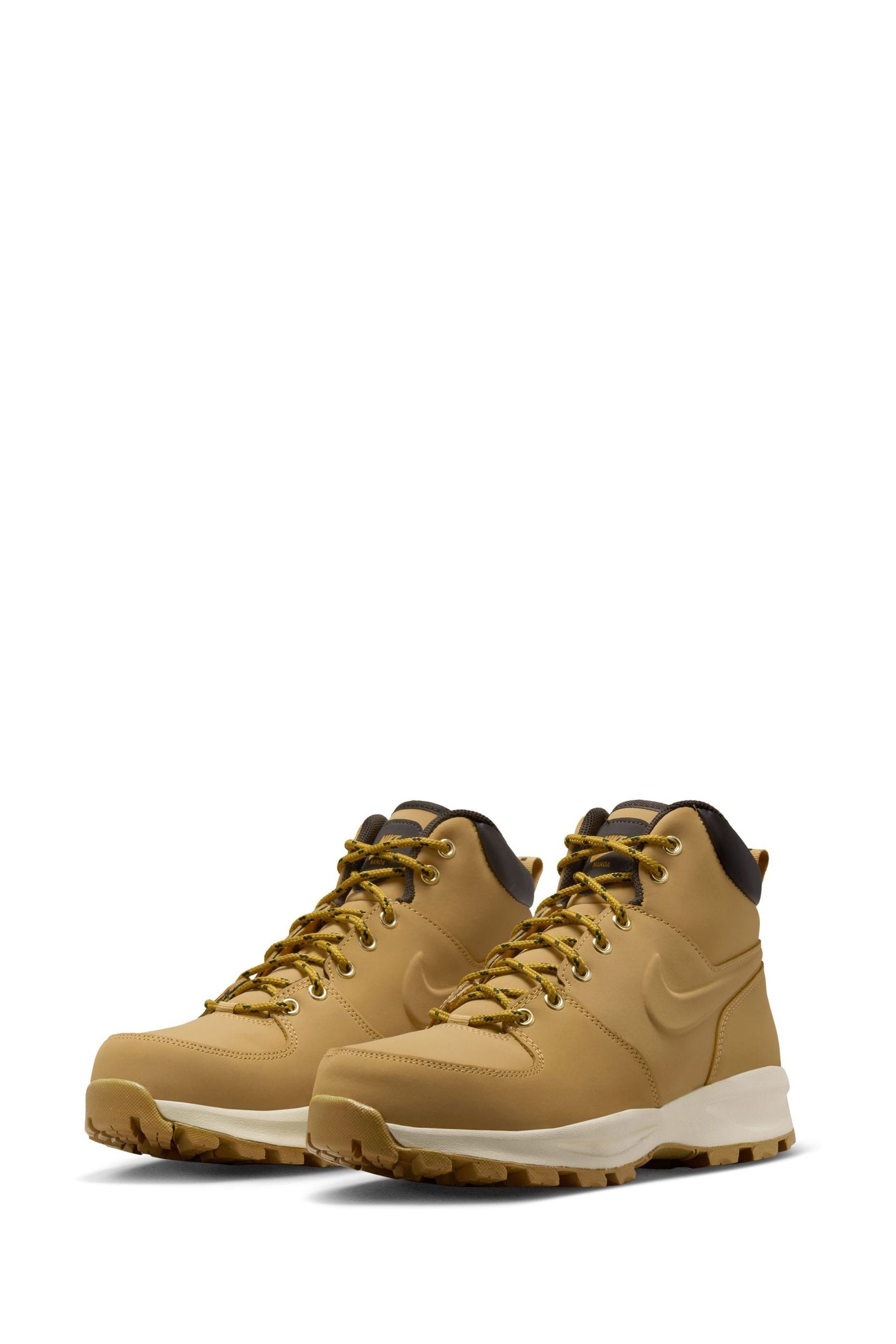 Nike manoa boots haystack shop