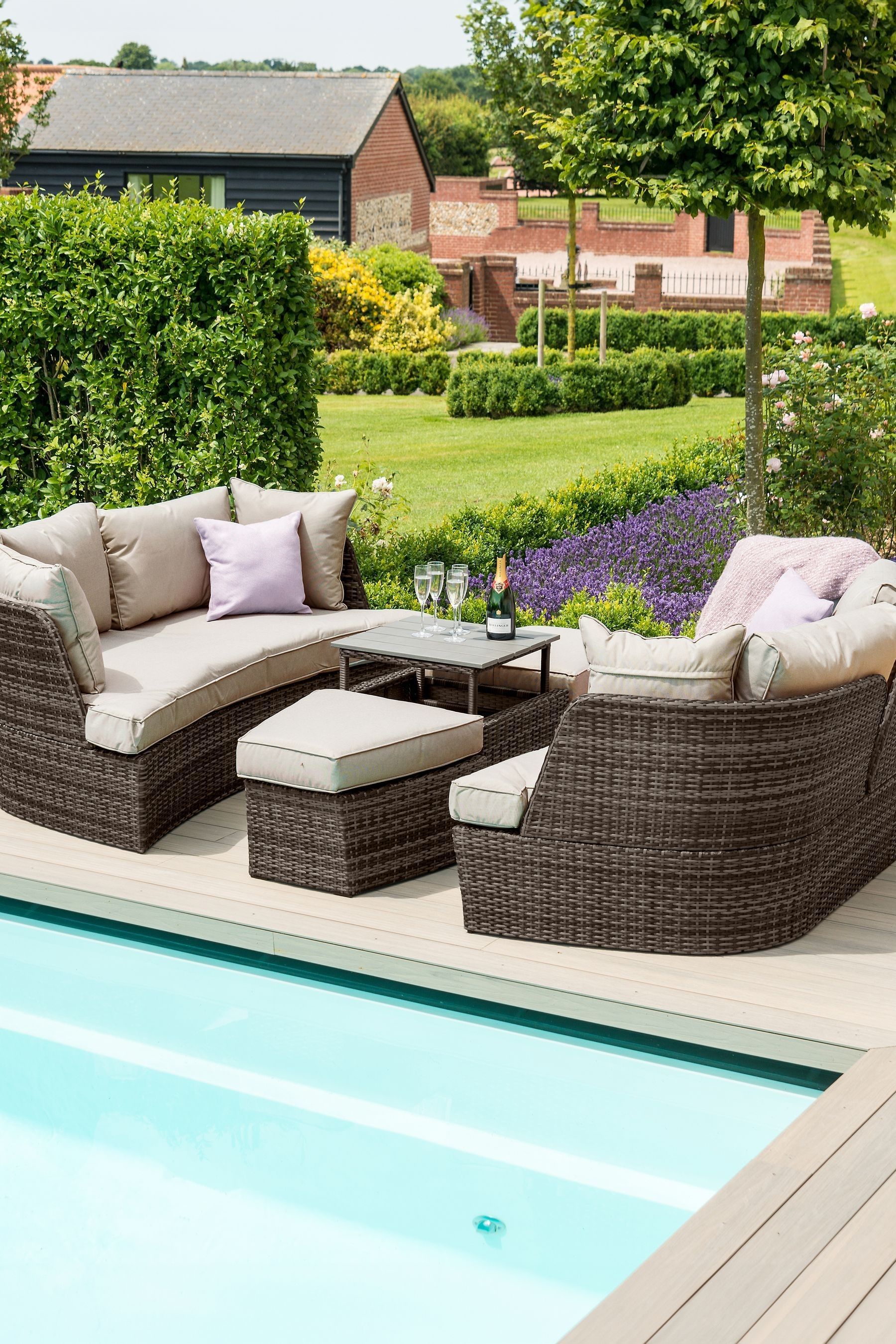 Maze rattan stockists near me 2025