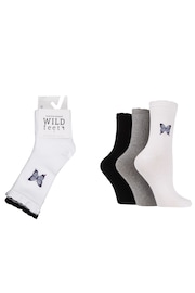 Wild Feet White Butterfly Embroidered Rib Frilly Leisure Socks - Image 3 of 4