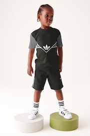 adidas Originals Adicolor T-Shirt and Shorts Set - Image 1 of 7