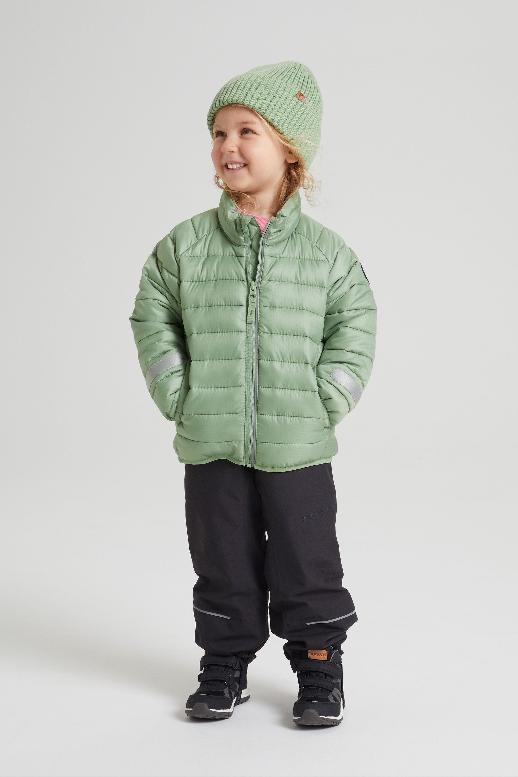 Warm water resistant jacket outlet