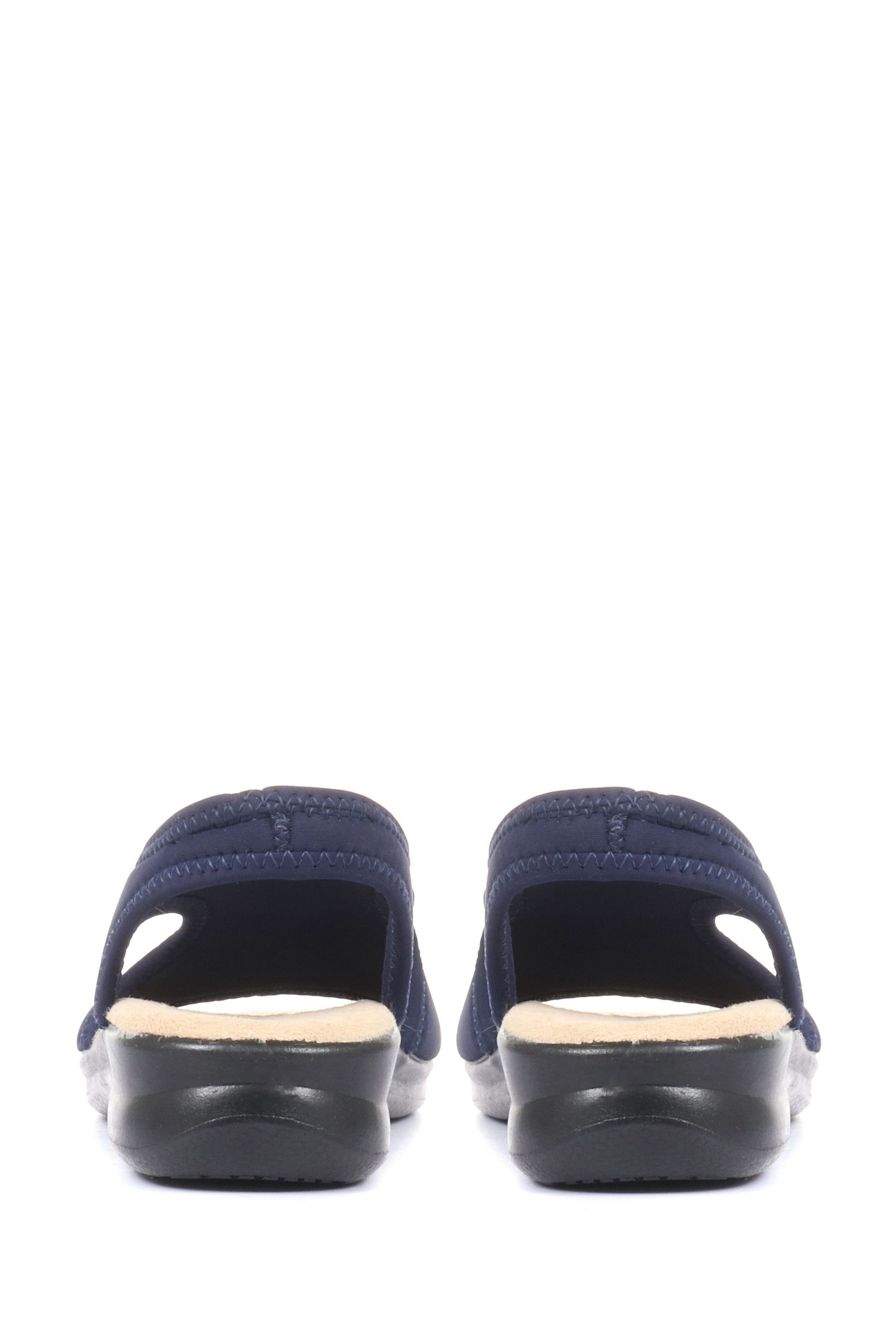 Pavers stretch sandals online