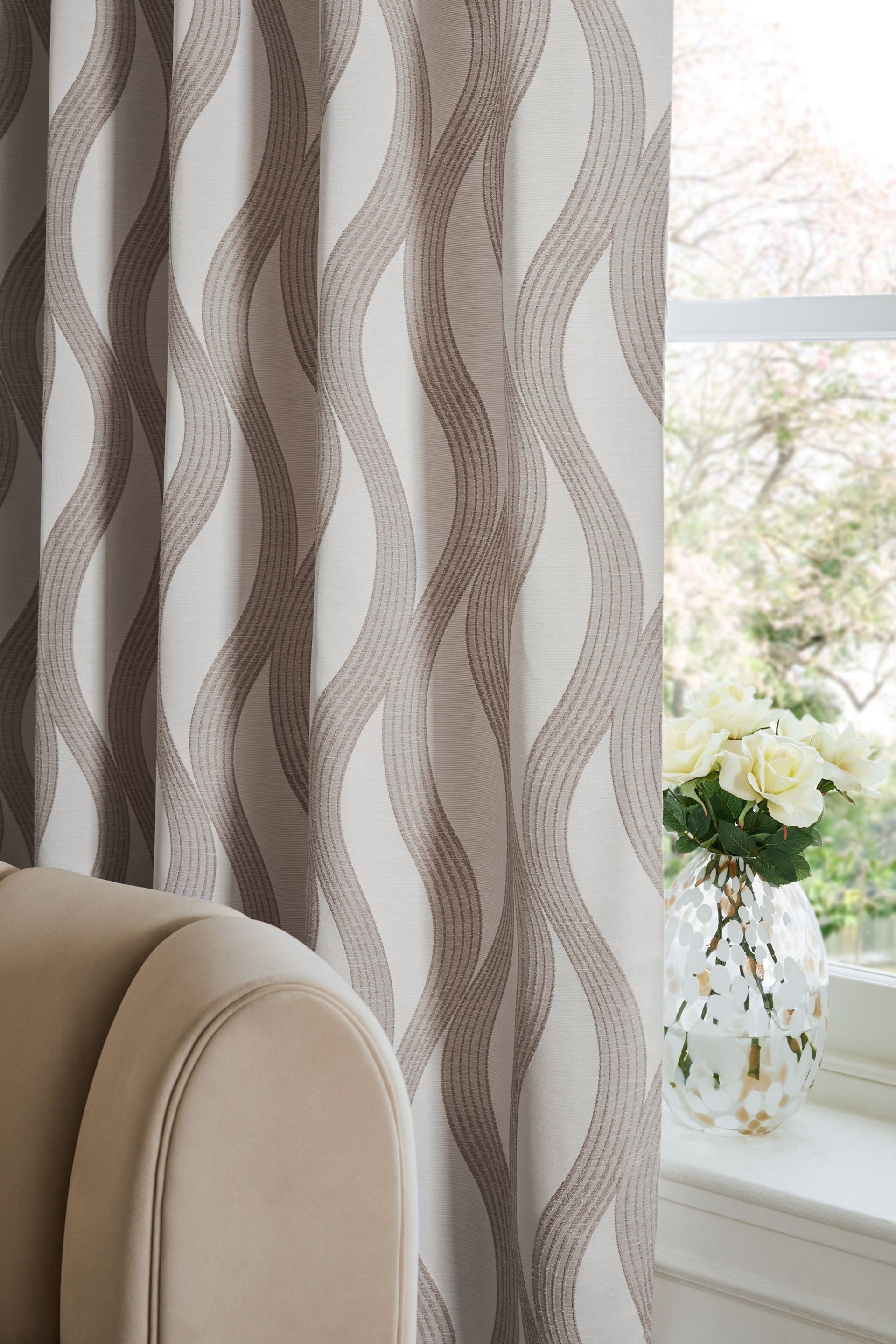 Natural Jacquard Swirl Eyelet Lined Curtains - Image 3 of 5