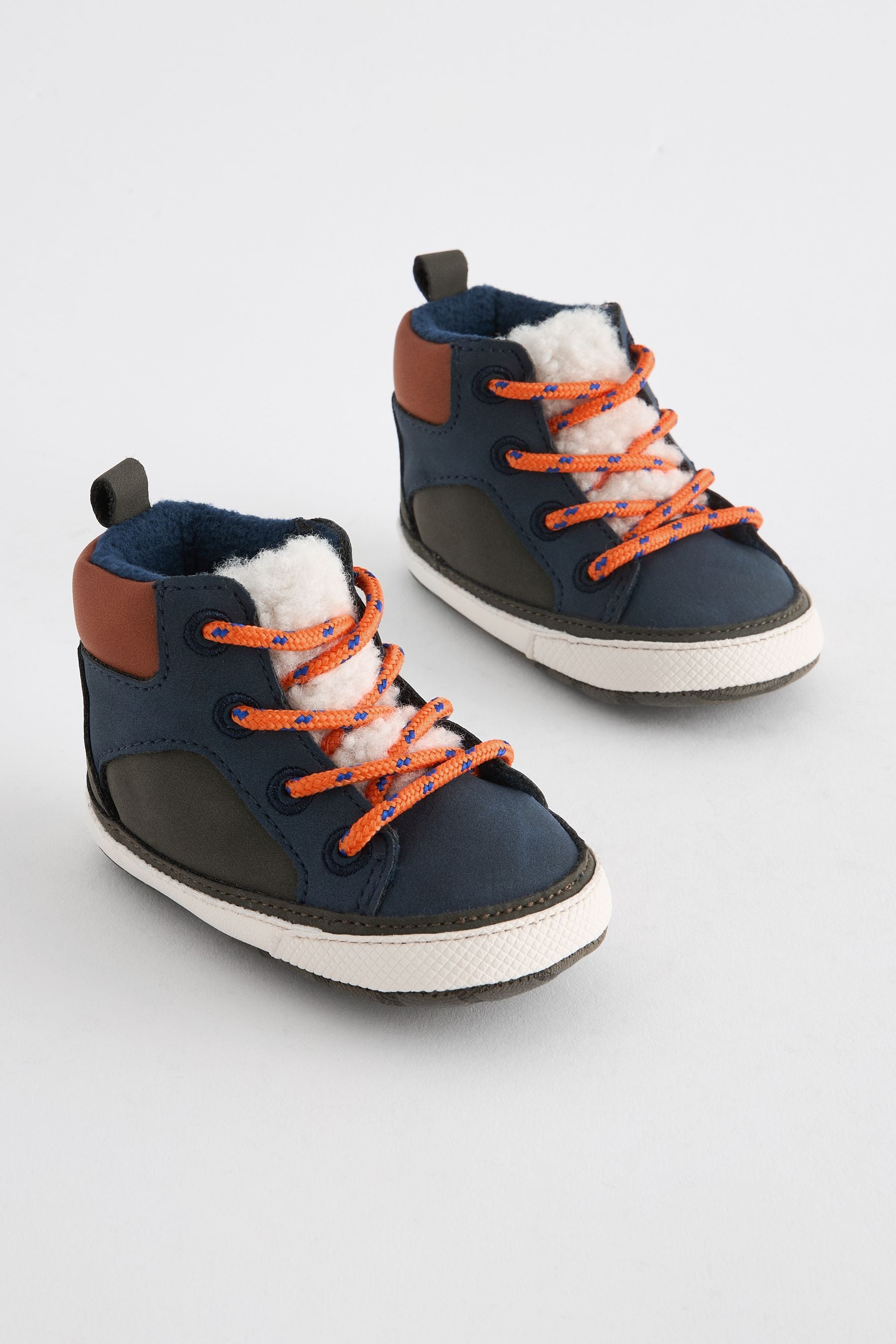Lace up baby boots 2025