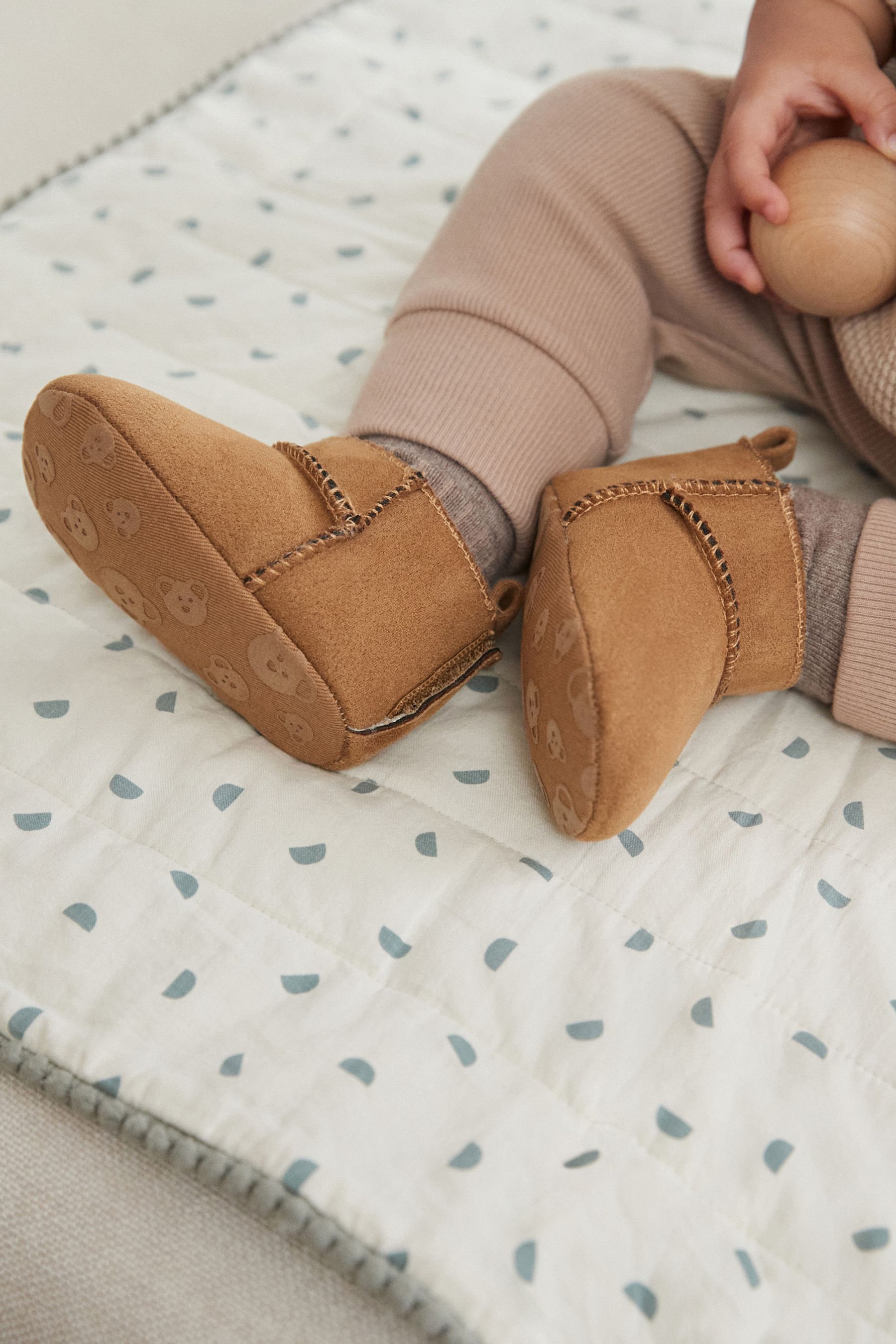 Baby tan boots shop