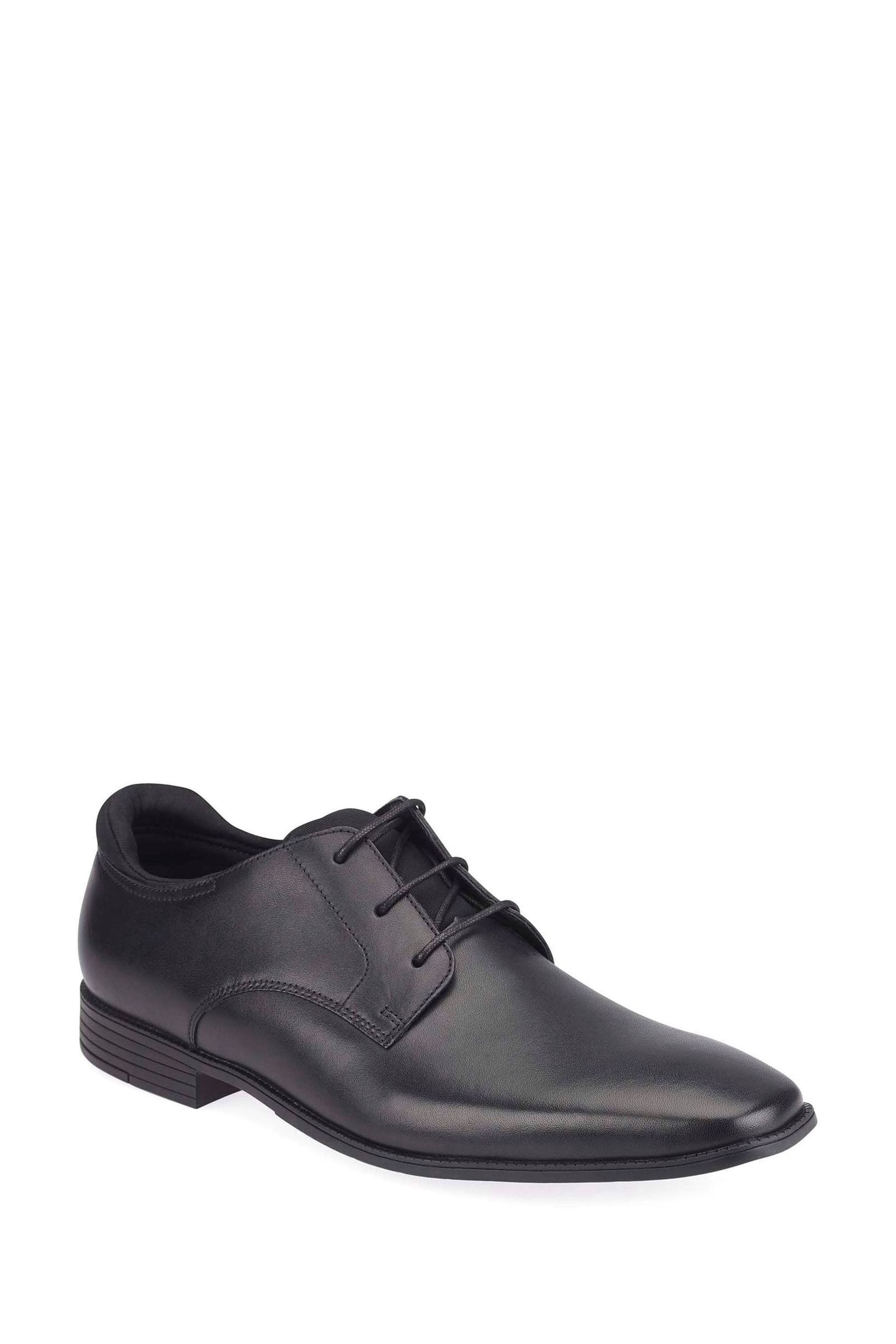 Smart shoes hot sale for school