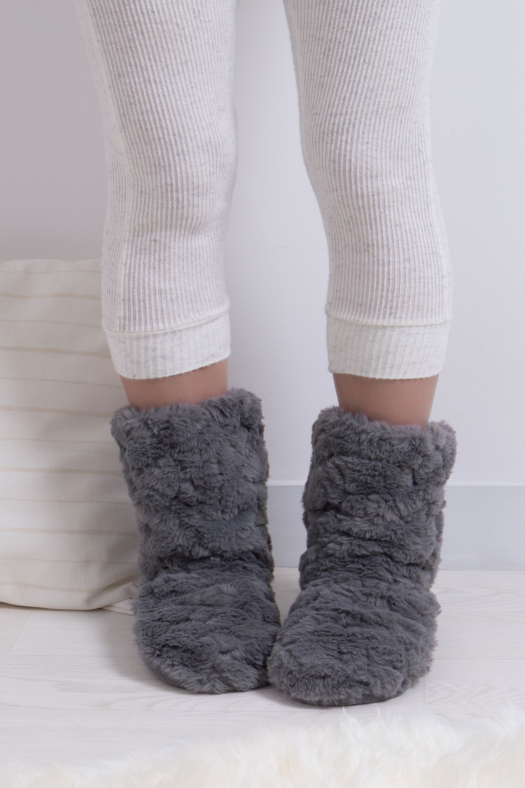 Totes toasties shop slipper boots
