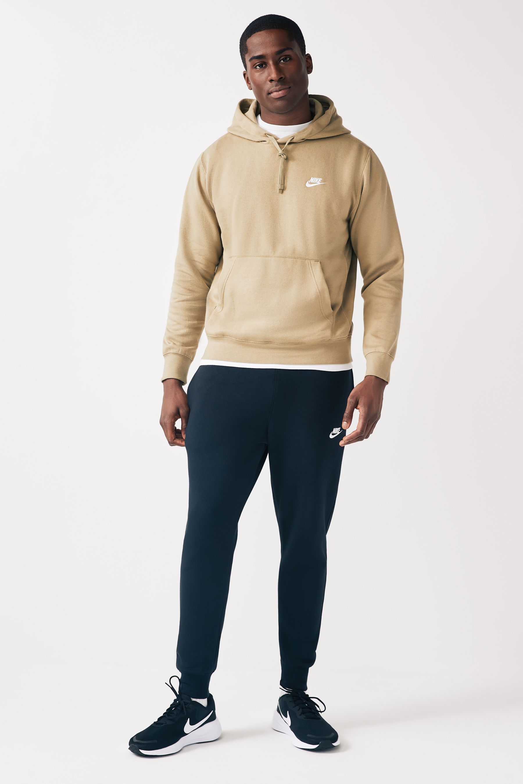 Nike club sales hoodie olive