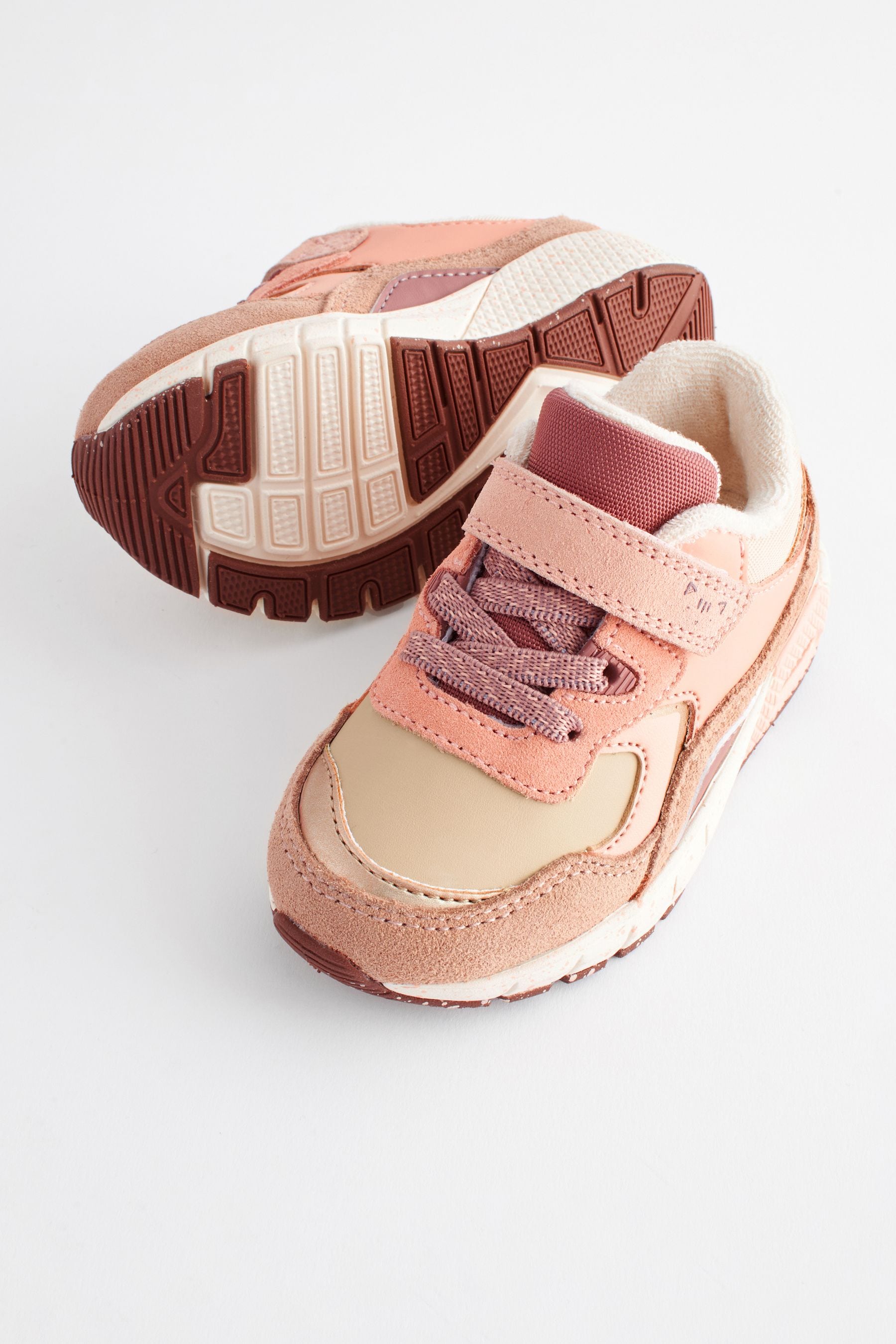 Nike pink chunky trainers new arrivals