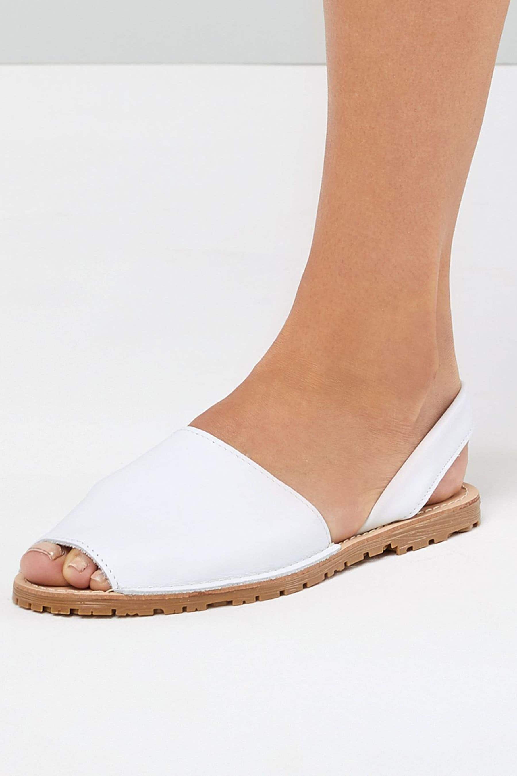 White Leather Regular Wide Fit Beach Sandals
