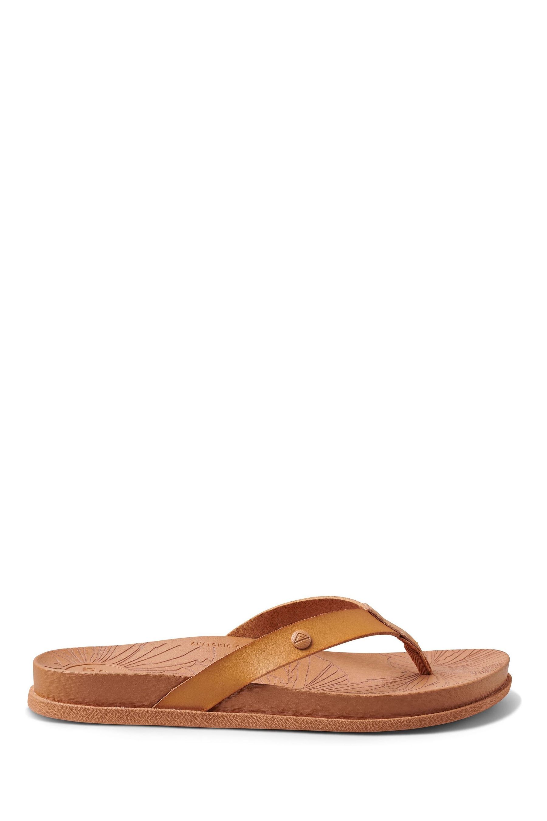 Cushion sandals store