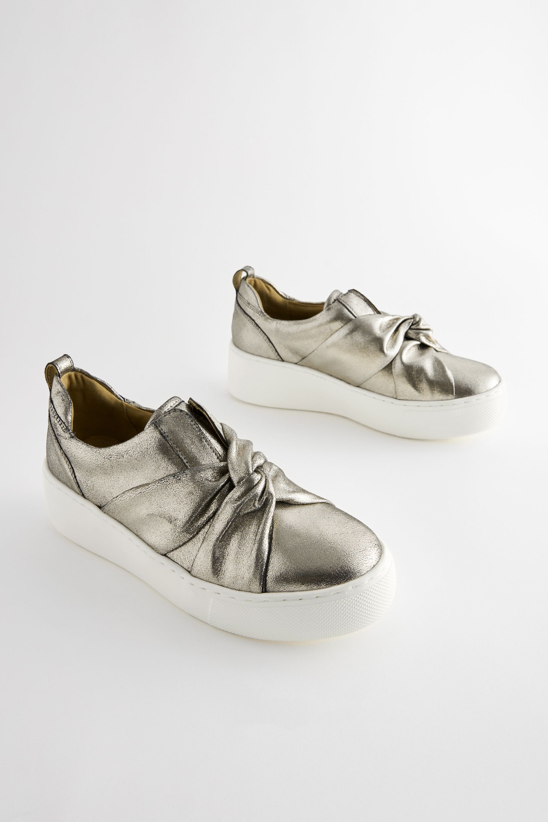 Sneakers platforma hotsell