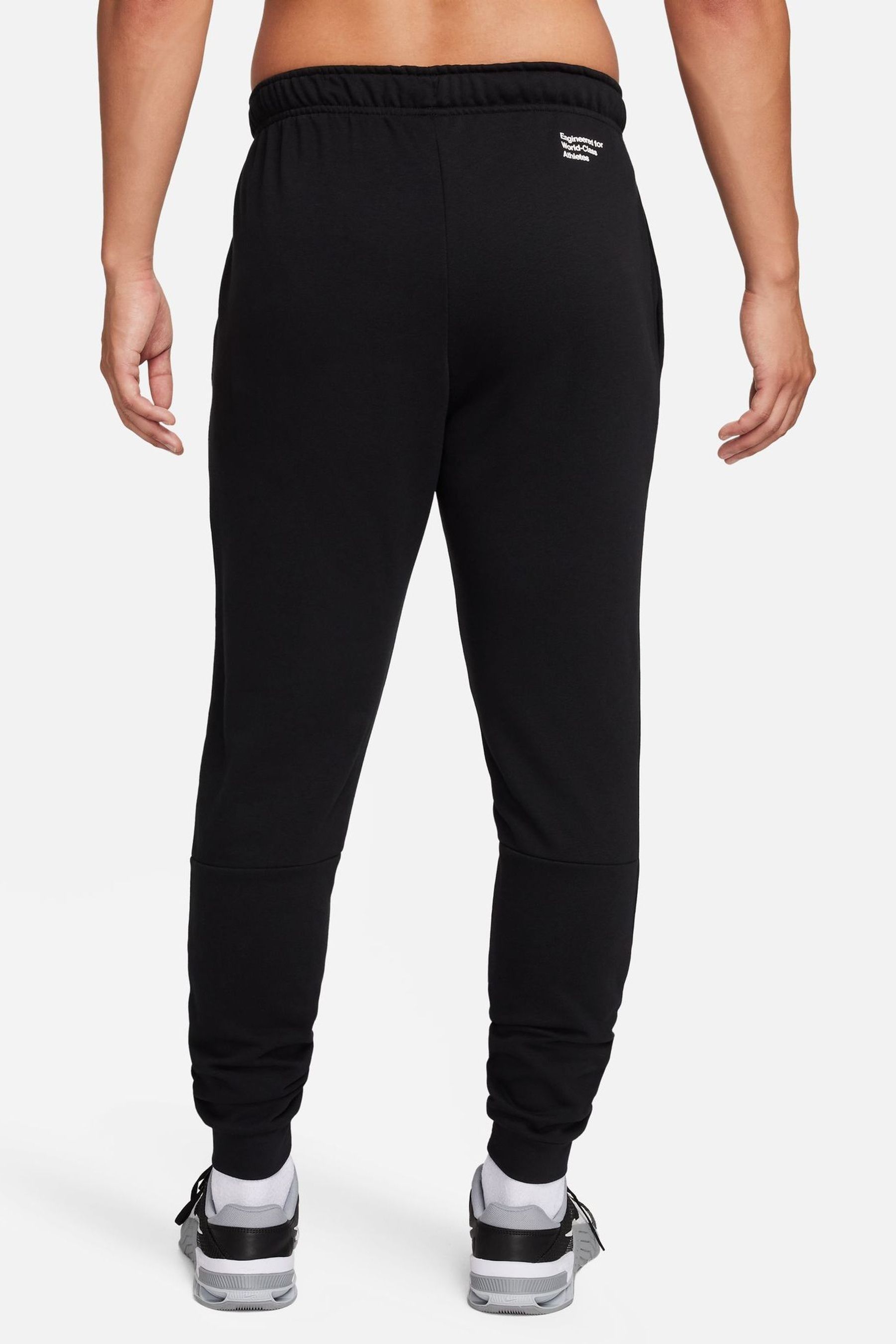 Nike black store tapered joggers