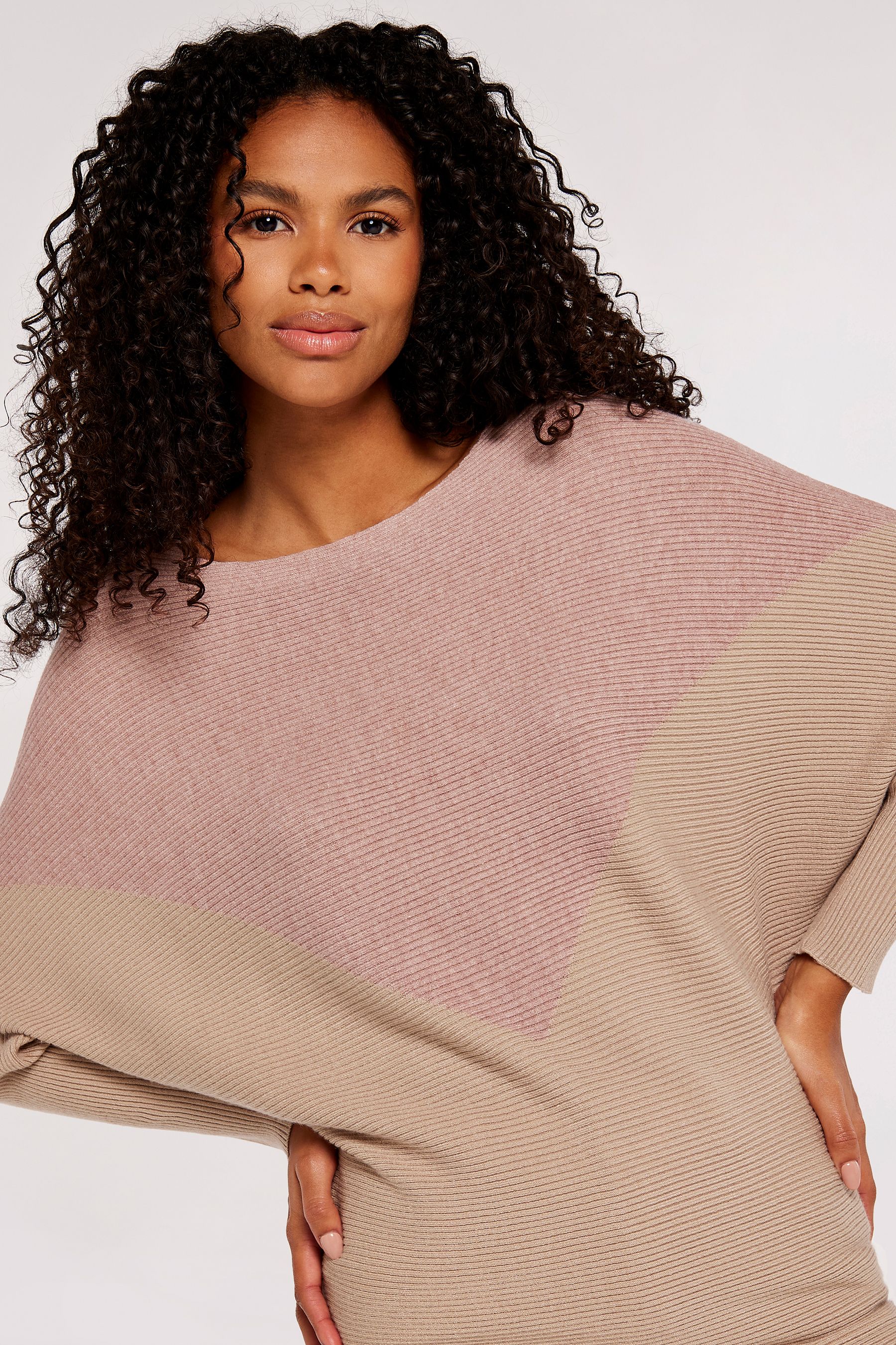 Pink batwing jumper shop