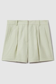 Reiss Mint Dianna Front Pleat Linen Blend Suit Shorts - Image 2 of 6