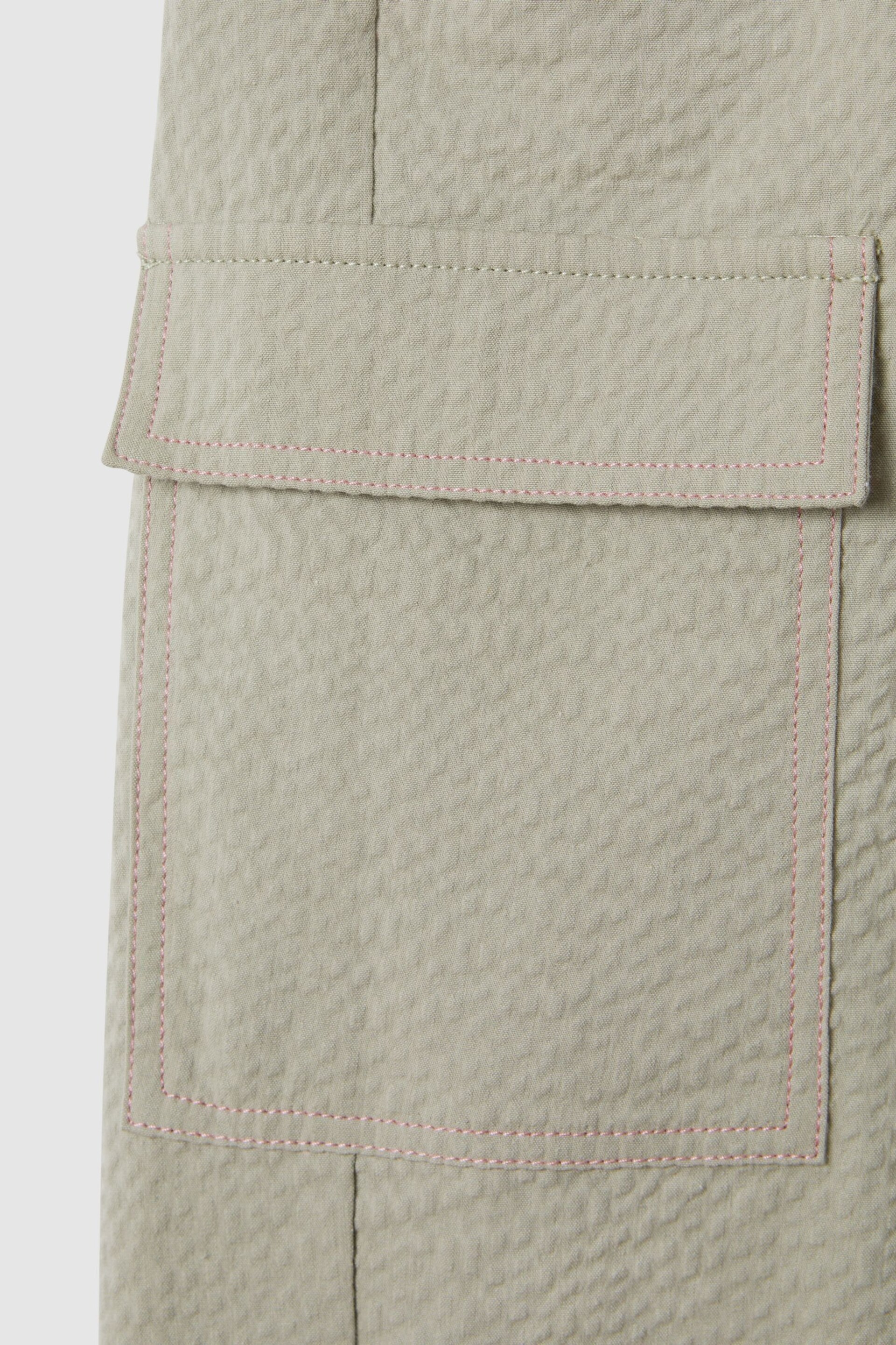 Reiss Khaki Bax Teen Textured Cargo Trousers - Image 6 of 6