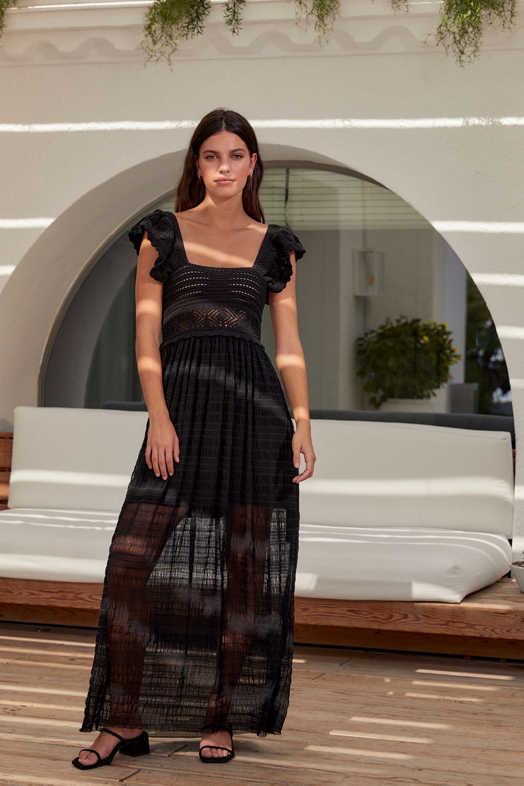 Flute sleeve dress uk store