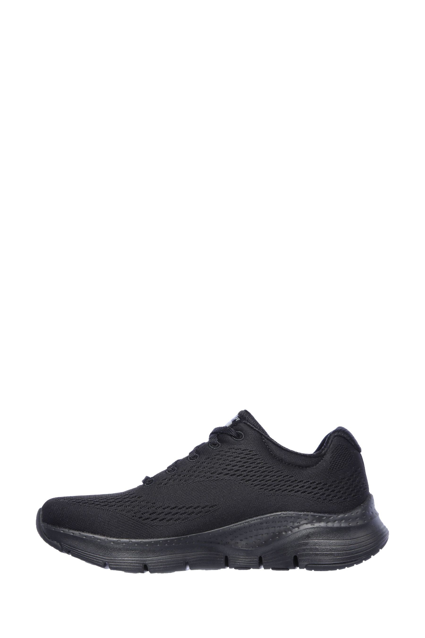 Black support trainers online