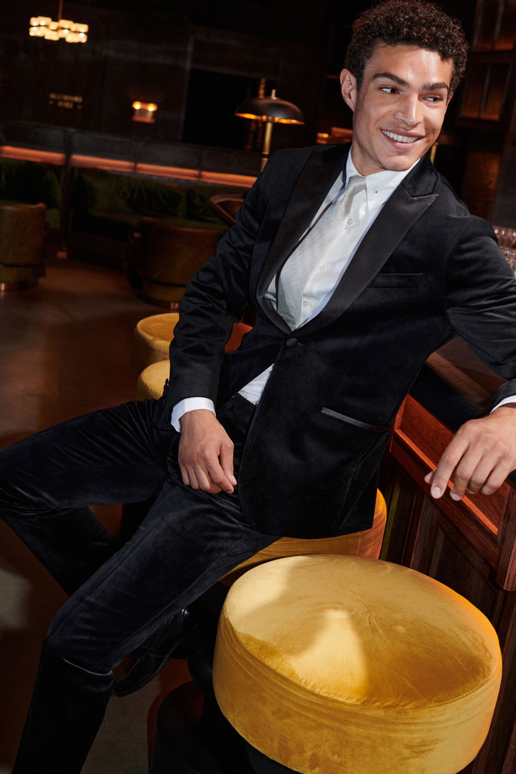 Velvet suit next store
