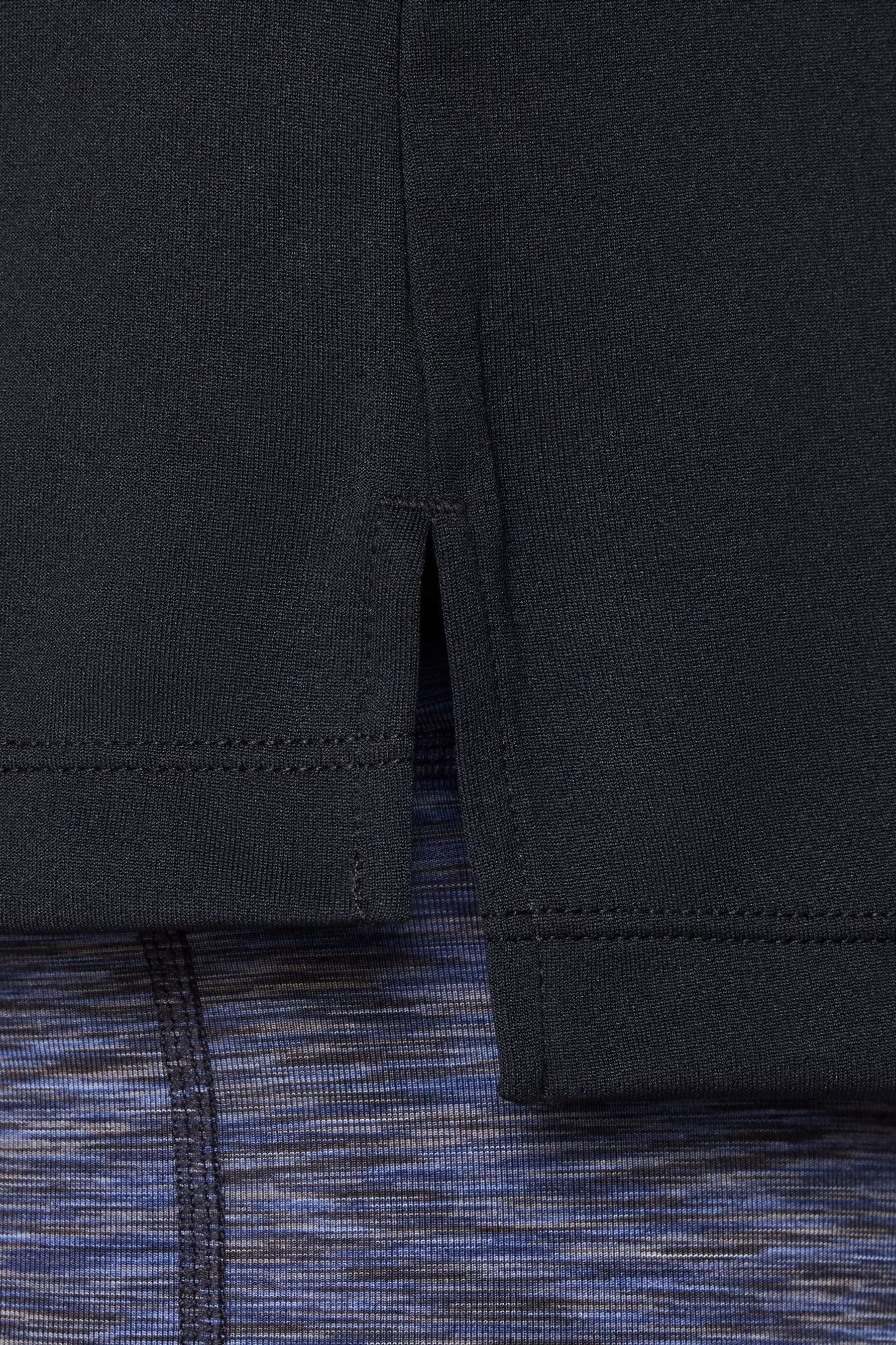 Nike tight fitted half zip up on sale