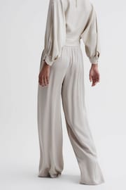 Reiss Neutral Imogen Petite Wide Leg Elasticated Waist Trousers - Image 5 of 6