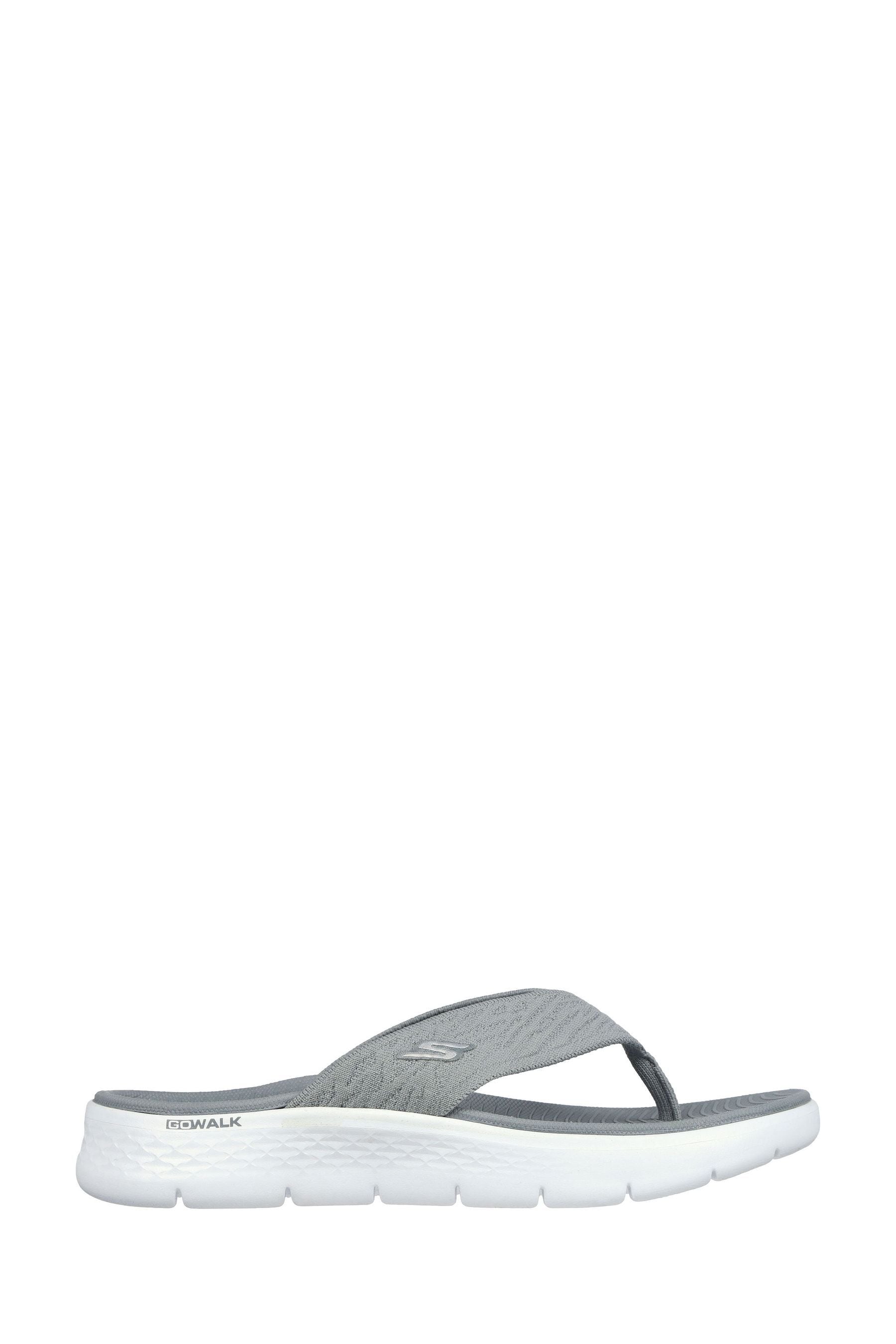 Skechers flip hotsell flops go walk