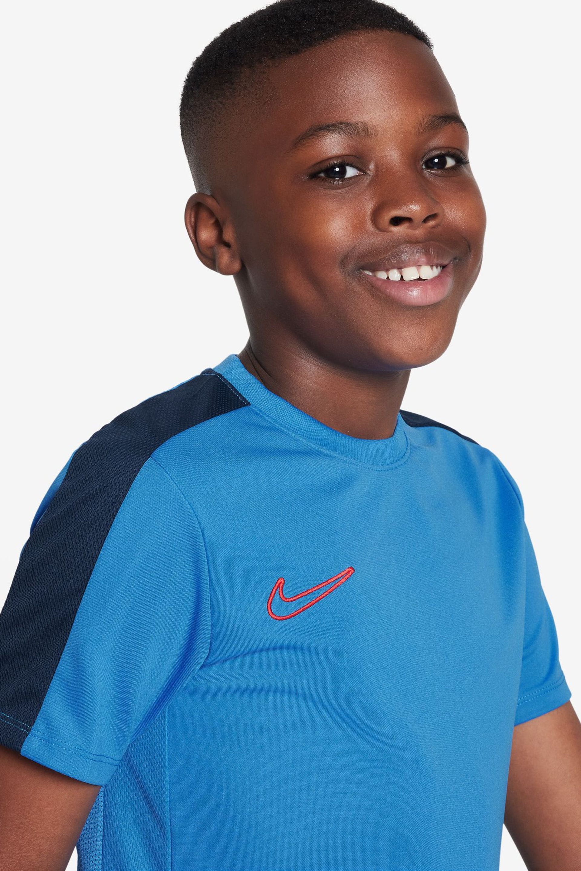 Nike Bright Blue Dri-FIT Academy Training T-Shirt - Image 3 of 3