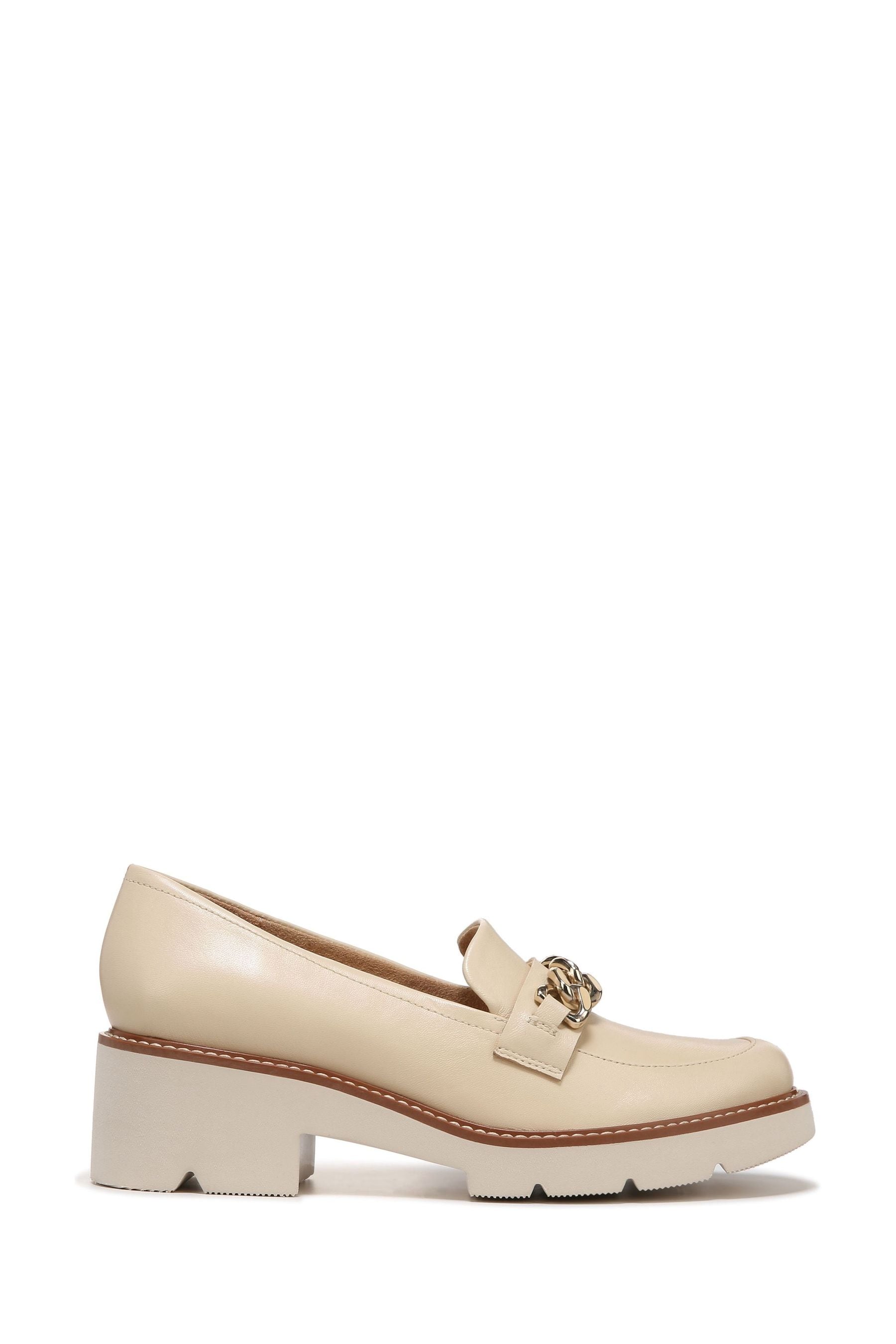 Naturalizer kit 2 loafer clearance