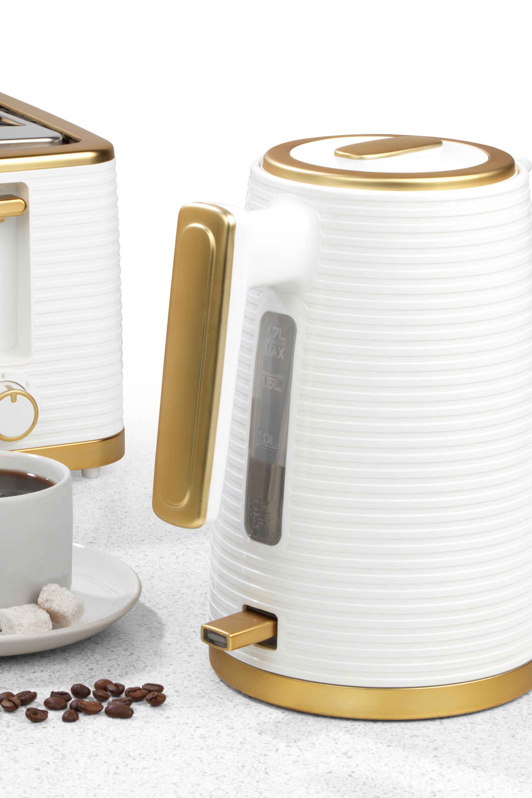 Gold and white best sale kettle