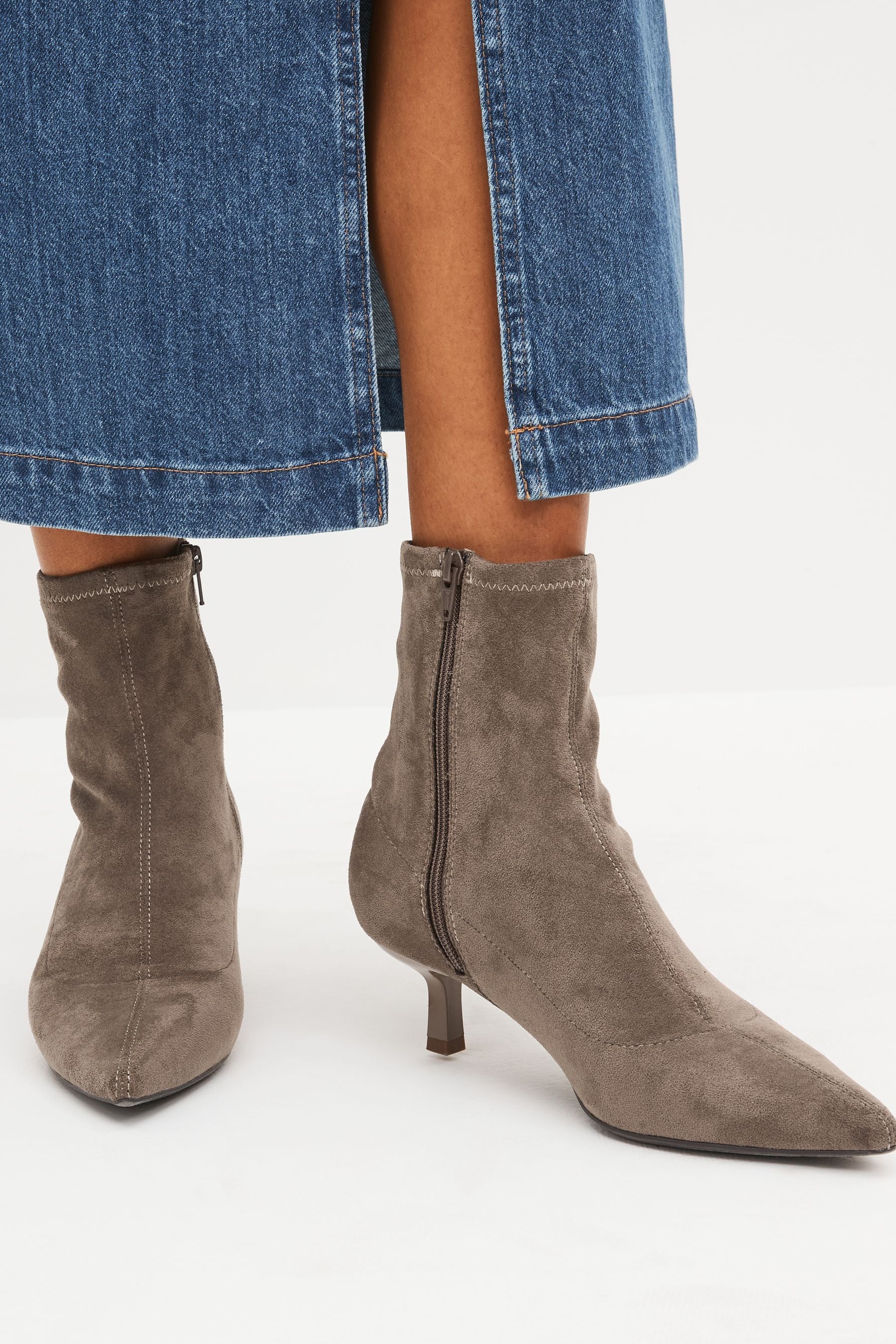Sock boots forever 21 shop