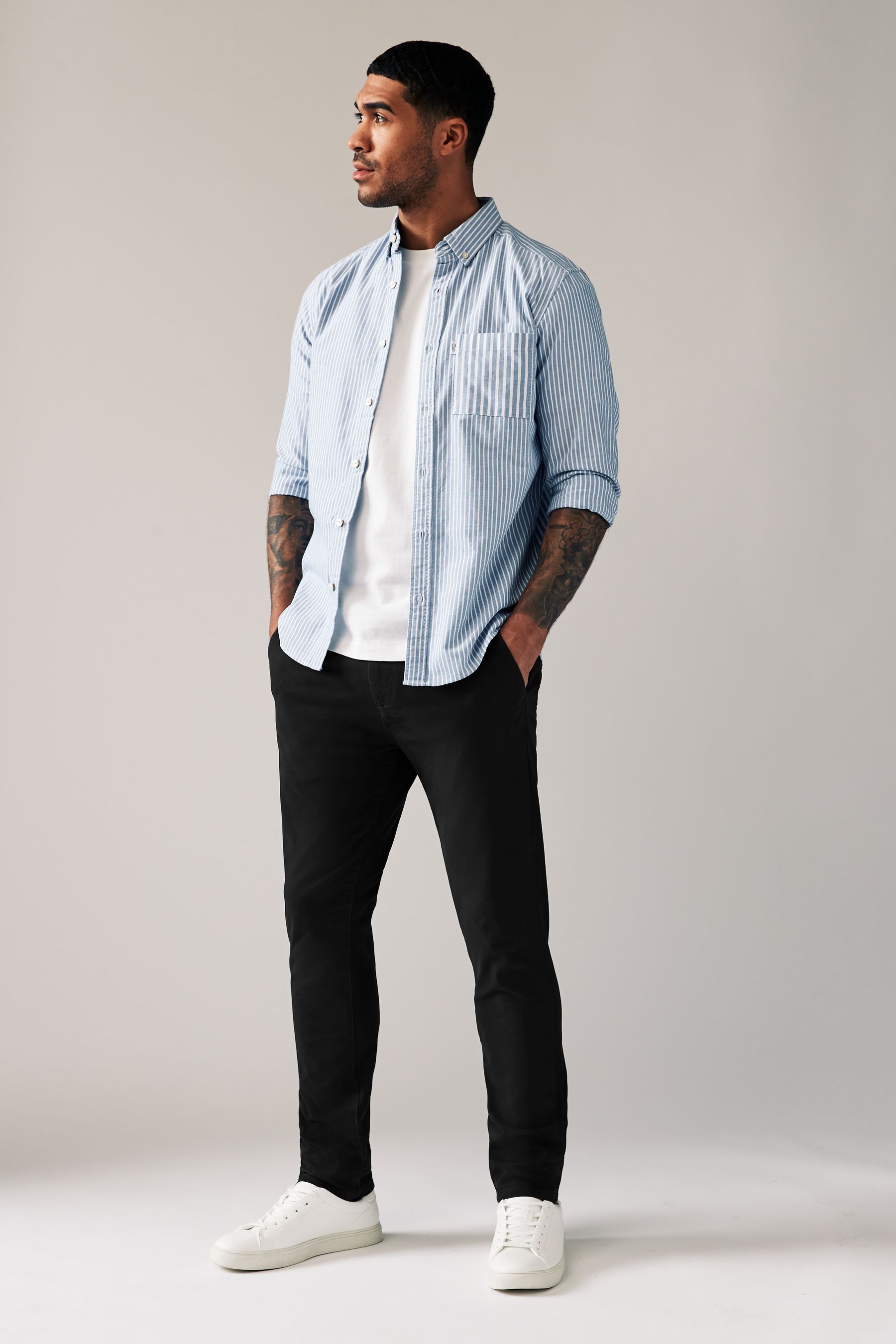 Navy sales chinos next