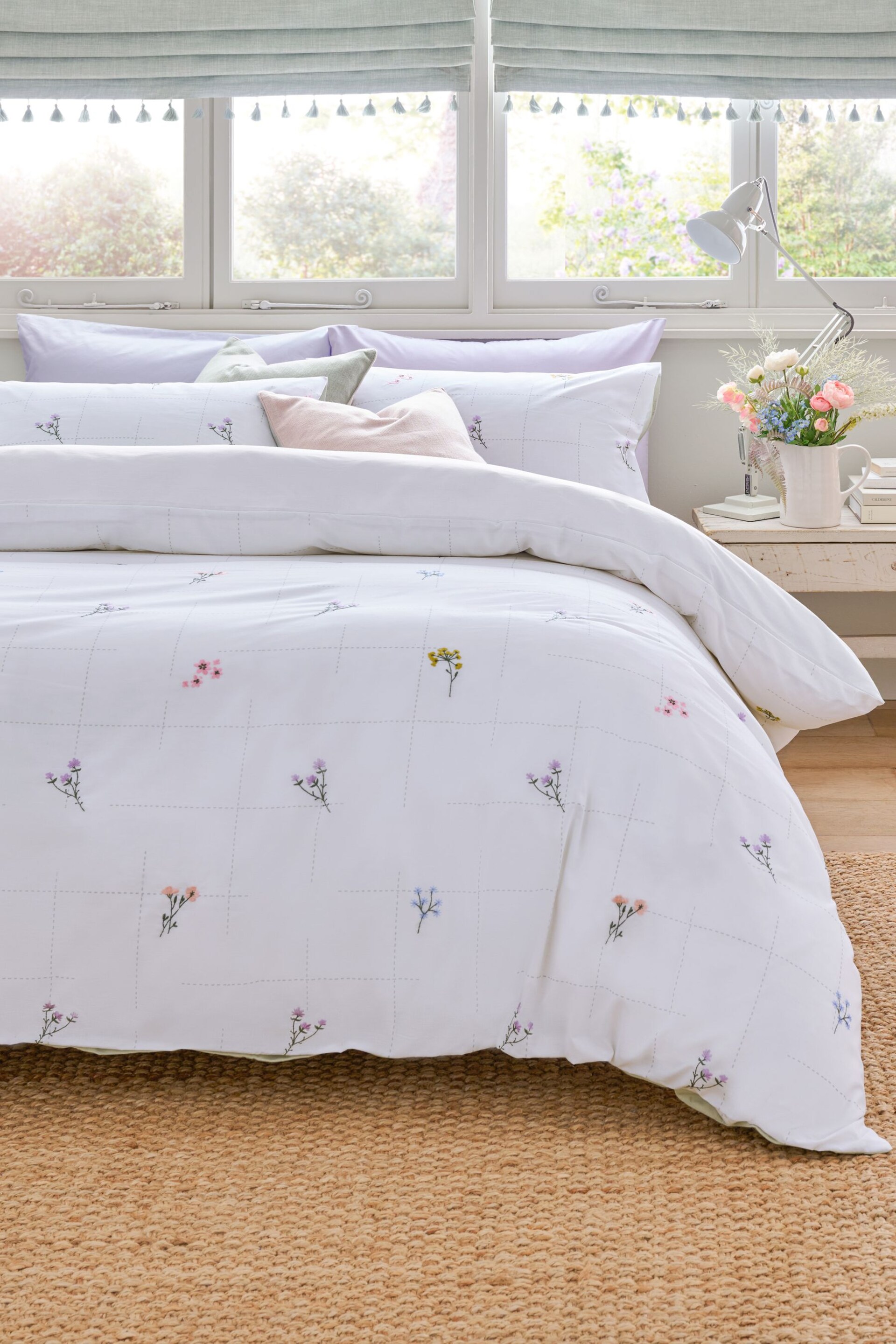 White Floral Embroidered Duvet Cover and Pillowcase Set - Image 2 of 5