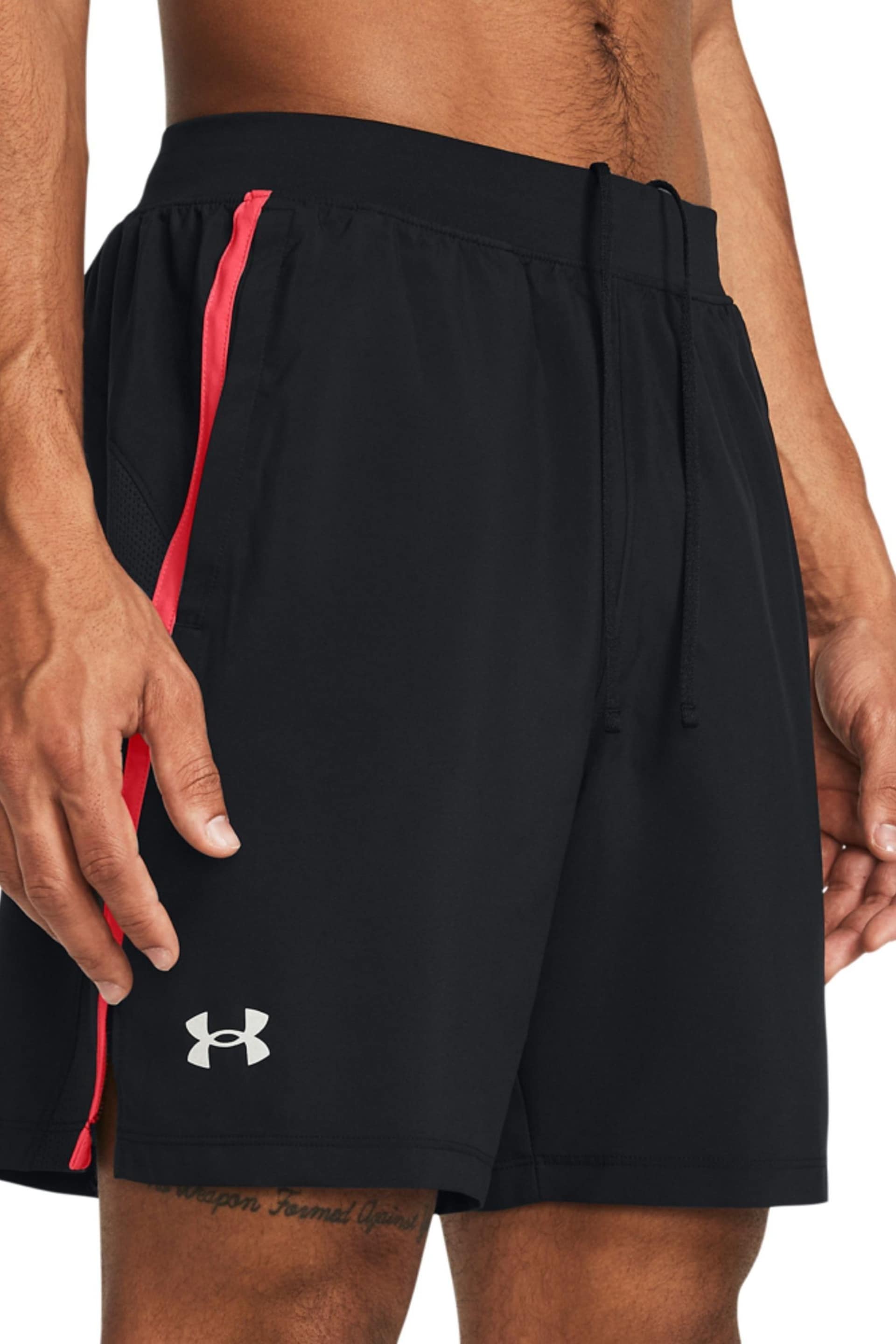 Under Armour Black/Red Launch 7" Shorts - Image 3 of 3