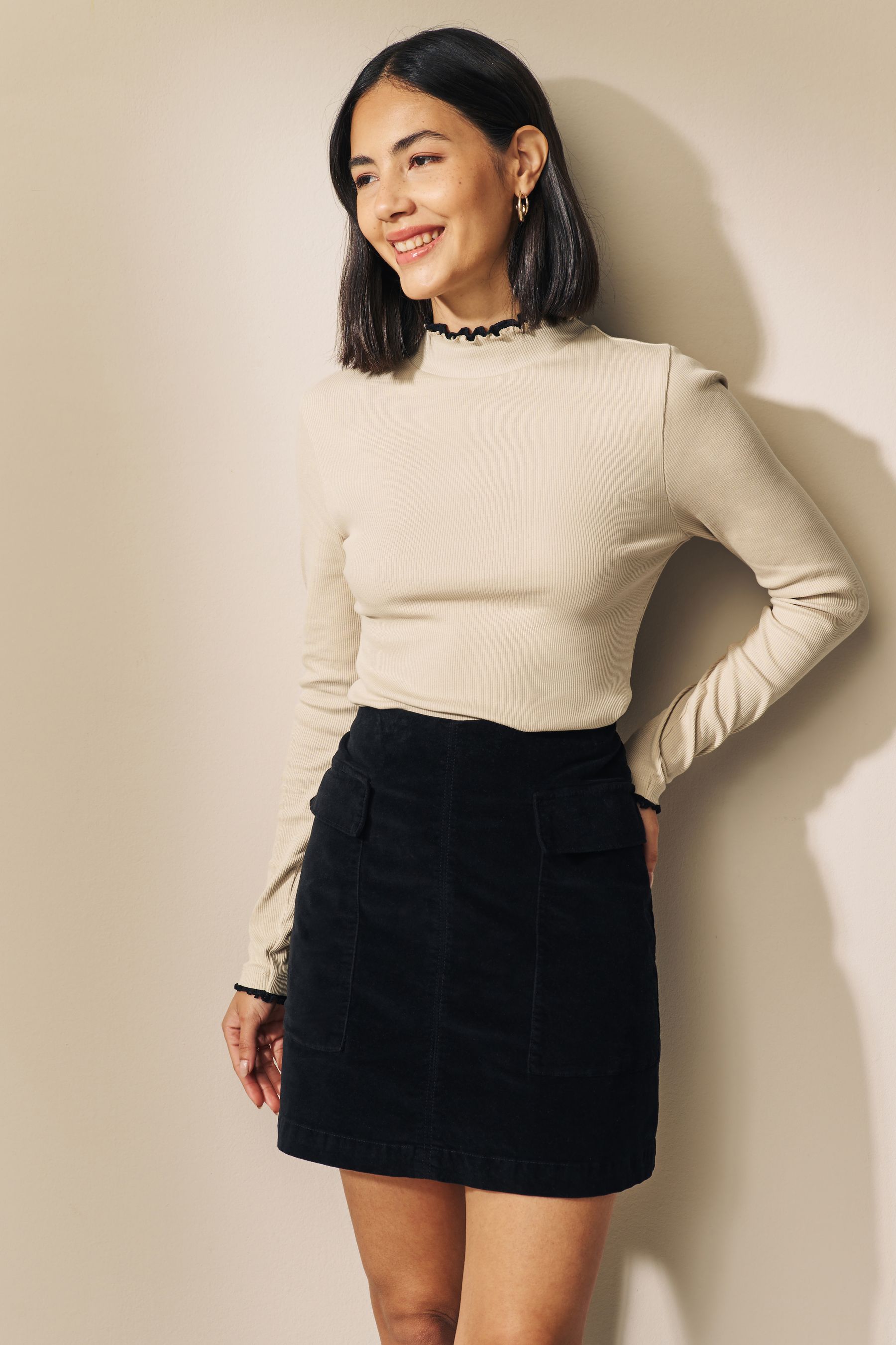 long sleeve lettuce edge top