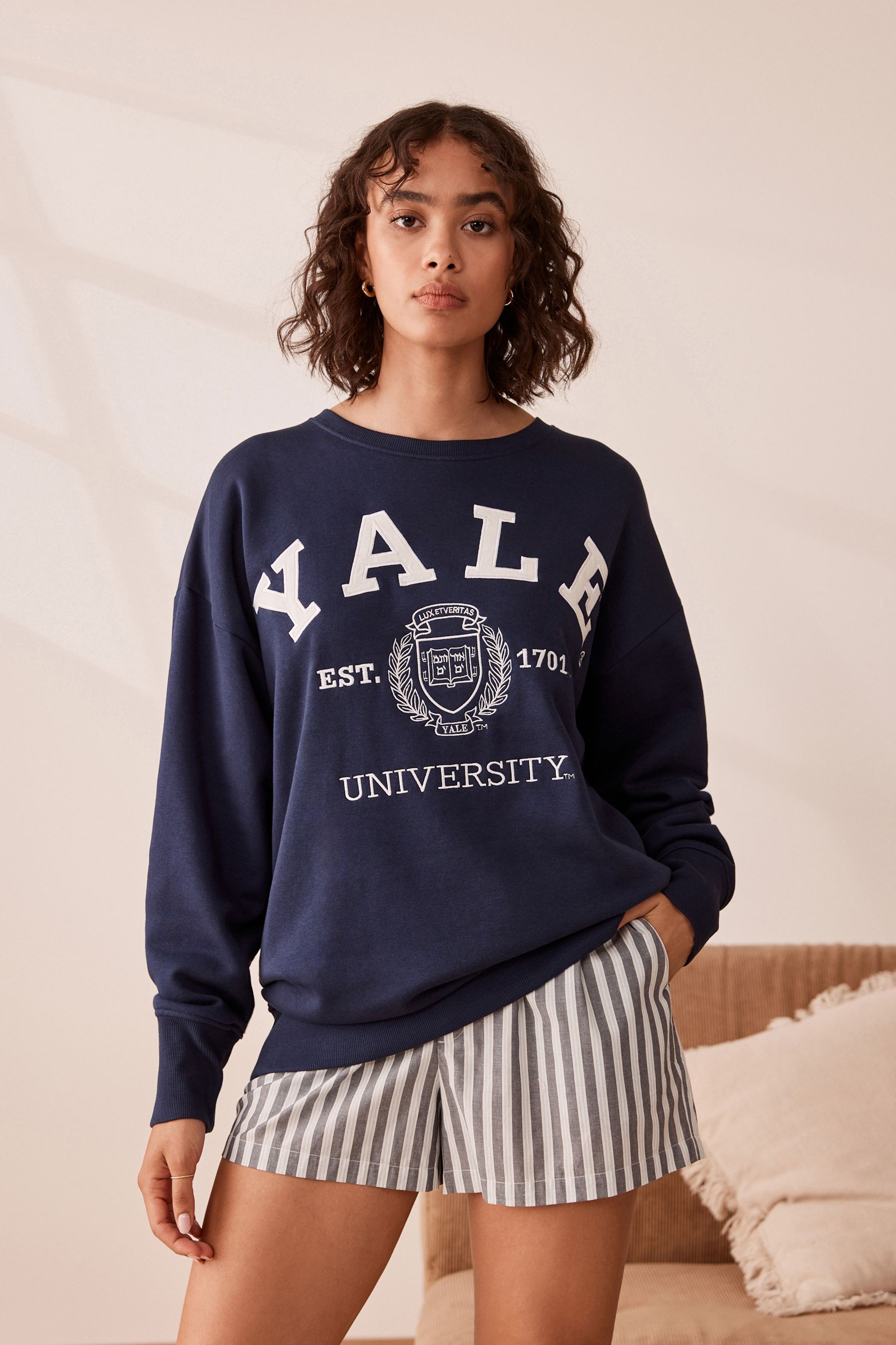 Yale crewneck outlet